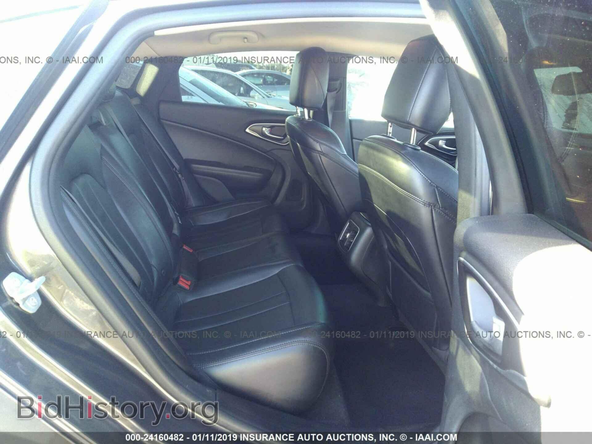 2015 CHRYSLER 200 - VIN: 1C3CCCCBXFN670982 - Photo 8
