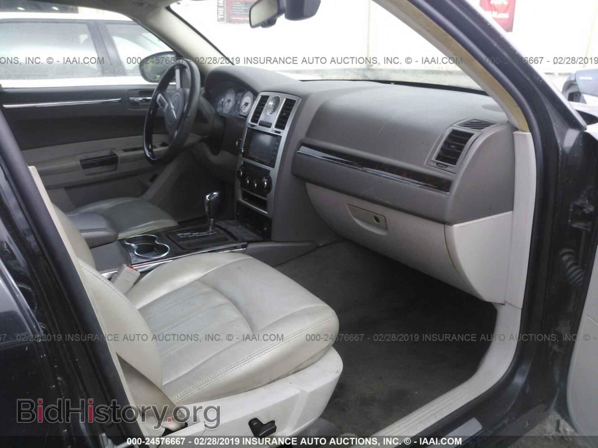 2010 CHRYSLER 300C - VIN: 2C3CA6CTXAH114463 - Photo 5