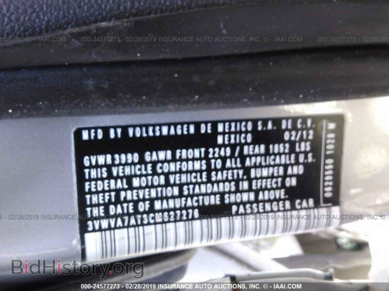 2012 Volkswagen BEETLE (VIN 3VWVA7AT3CM627276) — photo 9 of 10
