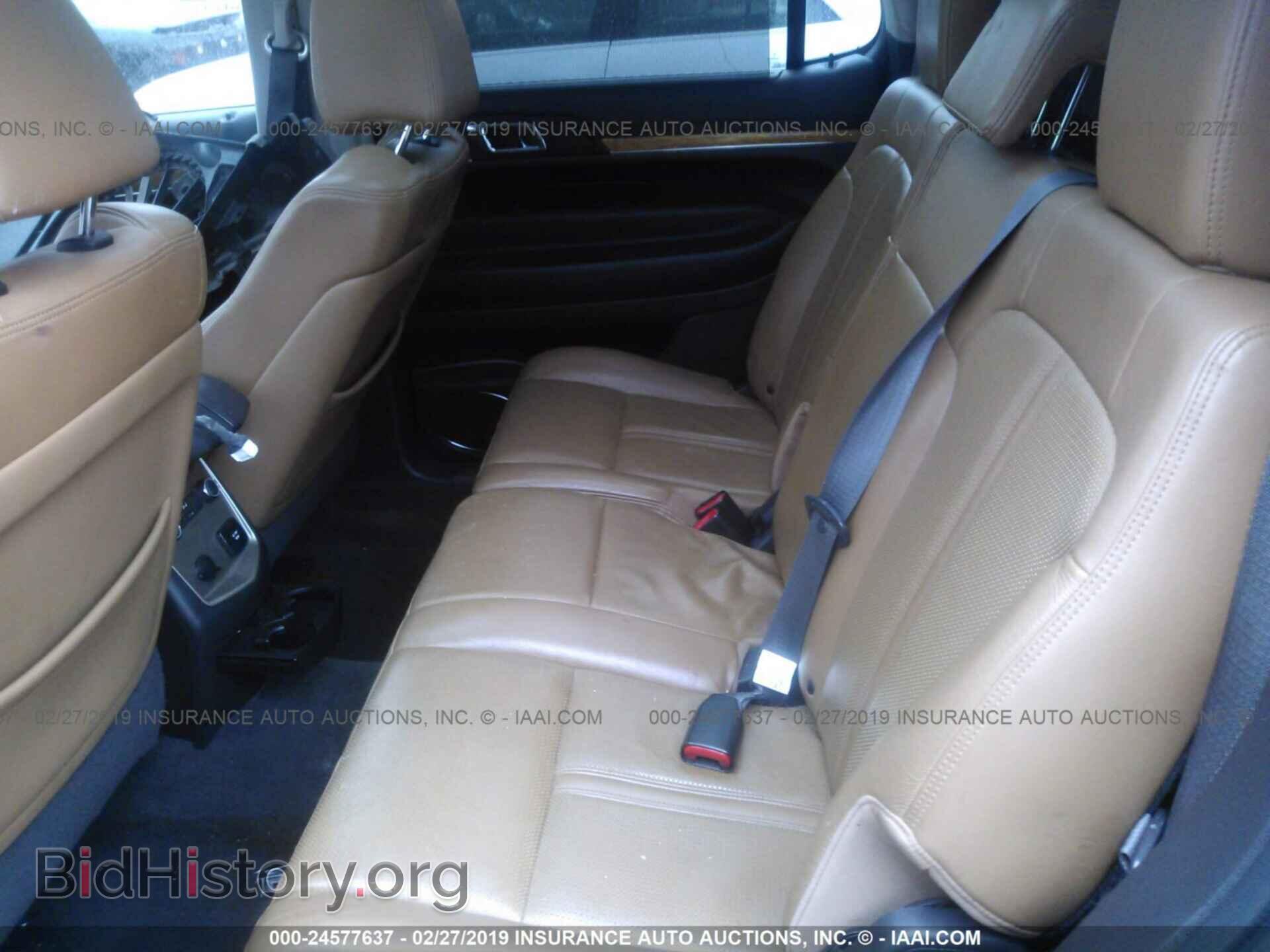 2010 LINCOLN MKT - VIN: 2LMHJ5FR2ABJ03214 - Photo 8