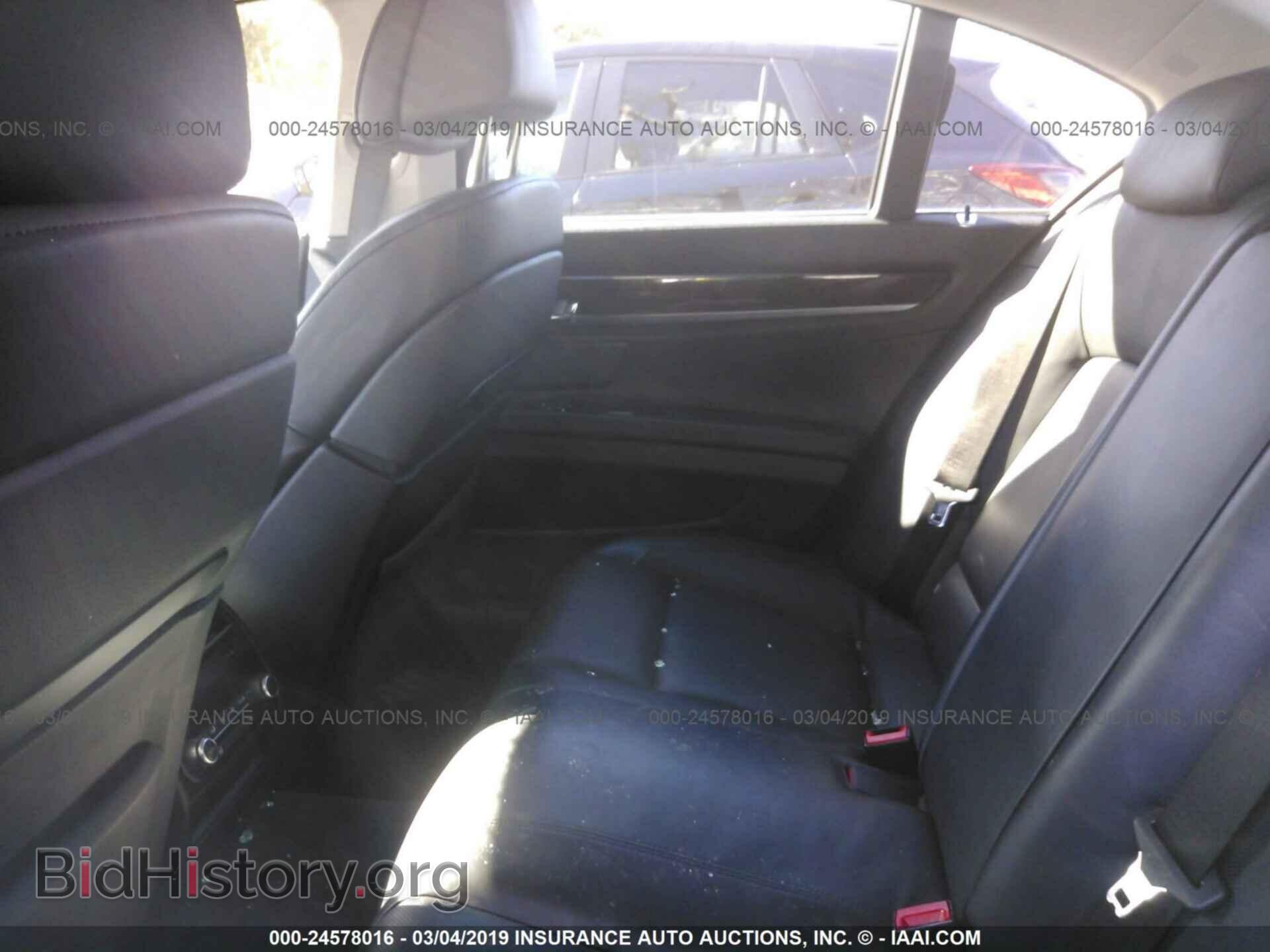 2011 BMW 750 - VIN: WBAKC6C55BC394121 - Фото 8