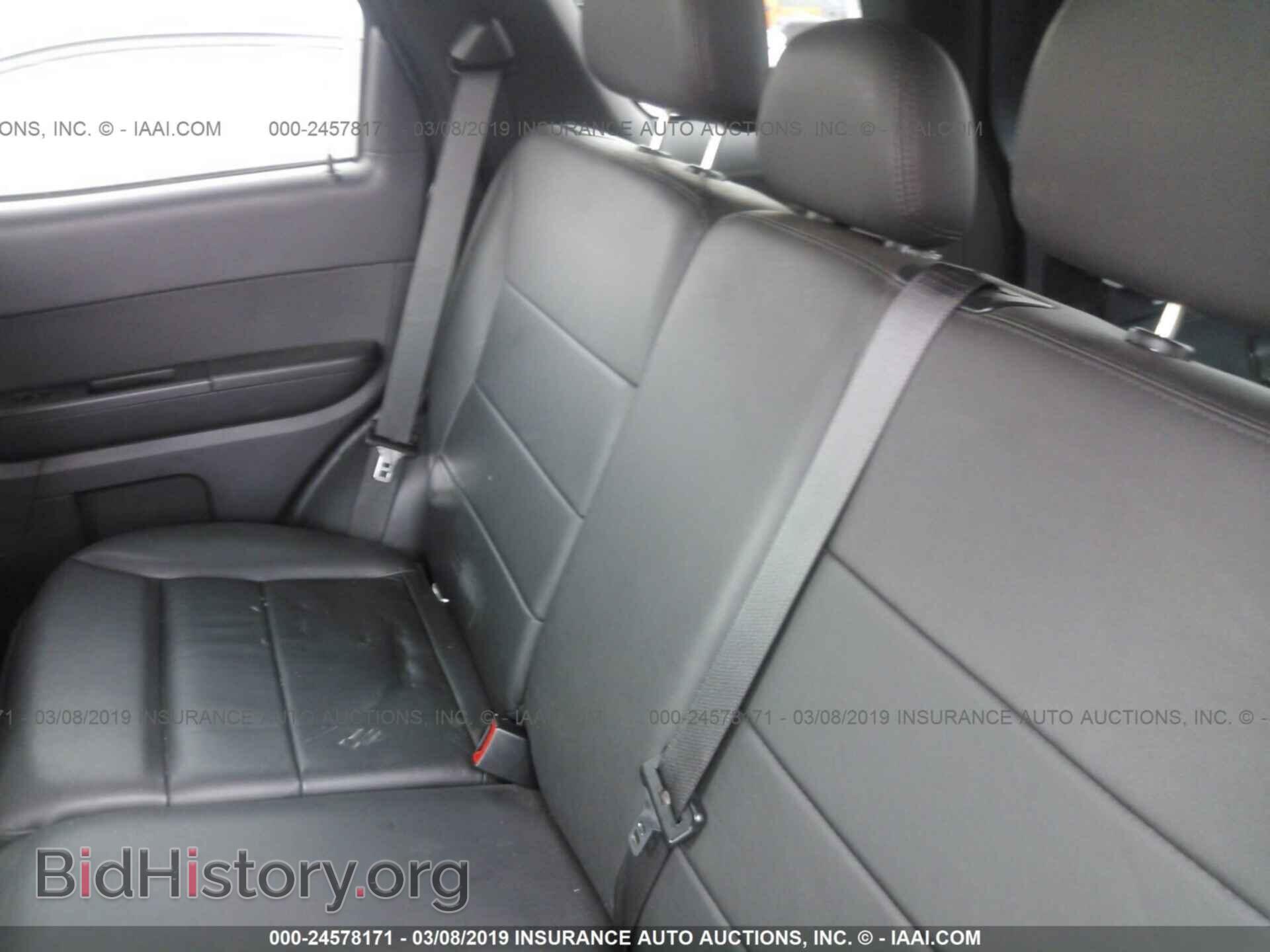 2011 FORD ESCAPE - VIN: 1FMCU0E77BKA28811 - Photo 8