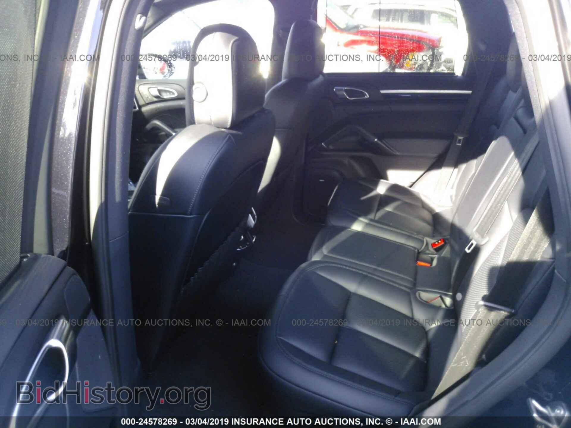 2016 PORSCHE CAYENNE - VIN: WP1AA2A21GKA11860 - Фото 8