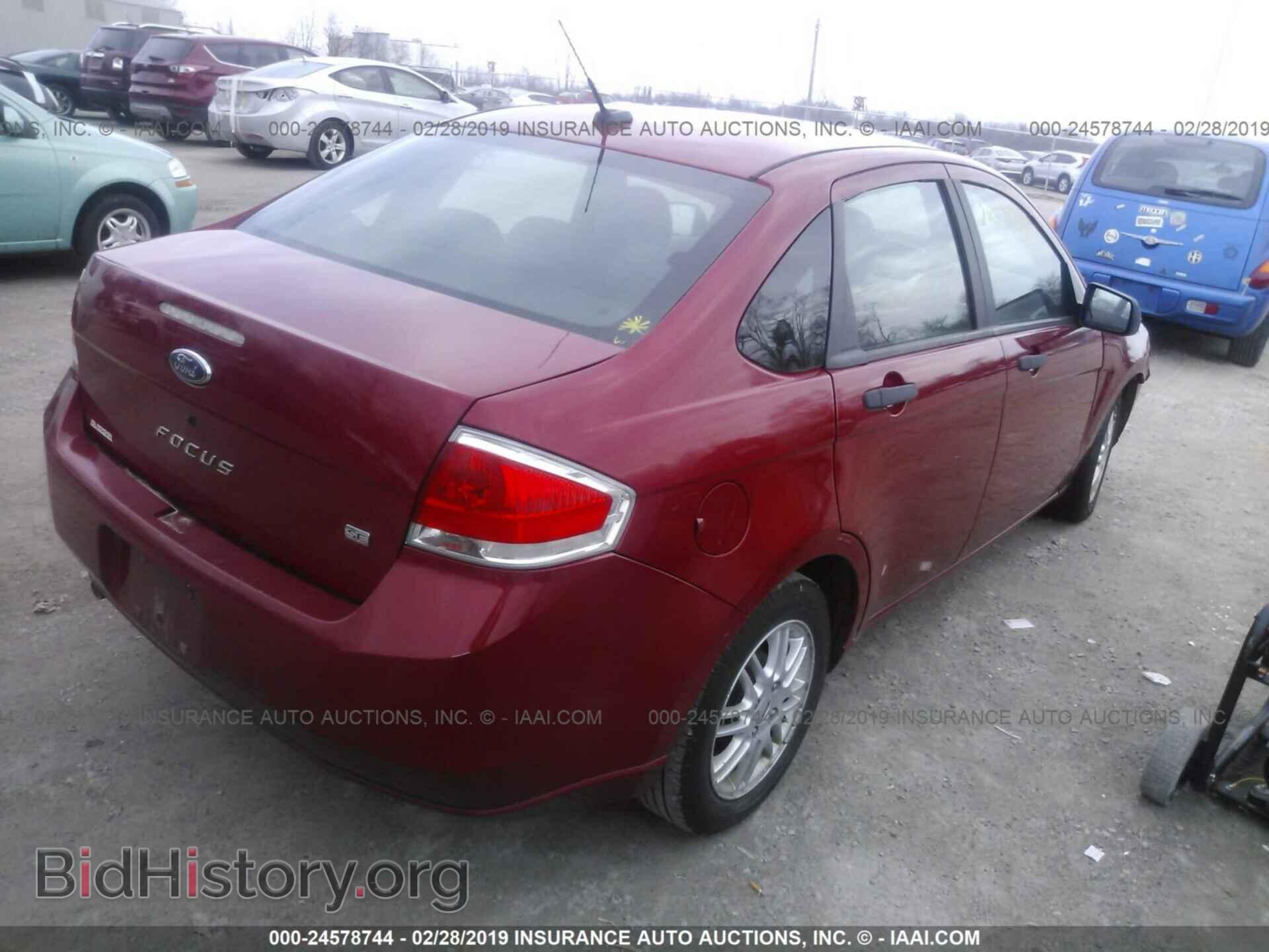 2009 FORD FOCUS - VIN: 1FAHP35N59W266876 - Фото 4