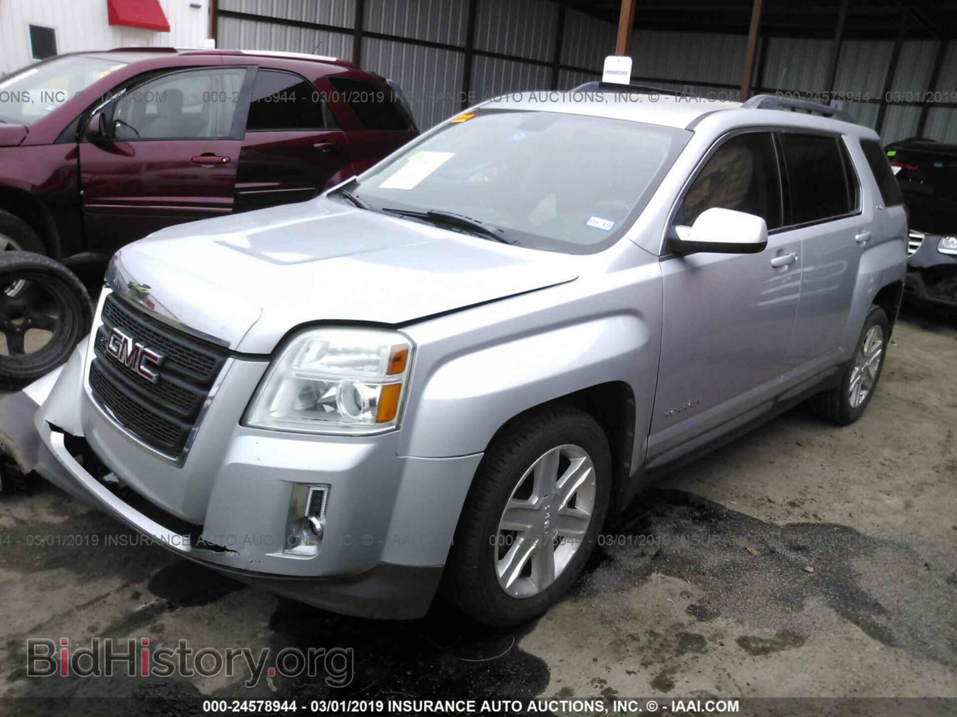 2011 GMC TERRAIN - VIN: 2CTALUEC7B6450152 - Фото 2