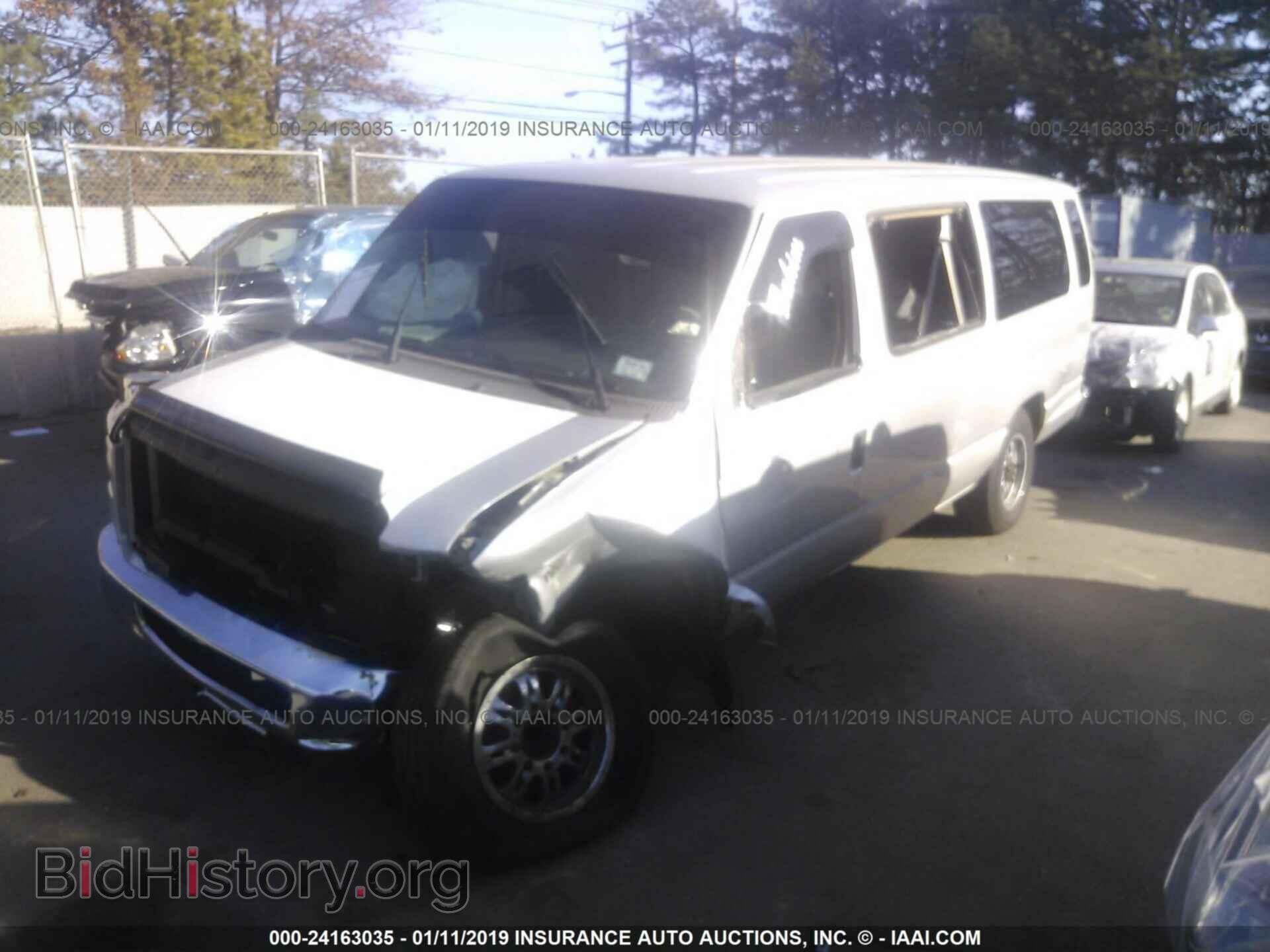 2008 FORD ECONOLINE - VIN: 1FBSS31L18DA16911 - Фото 2