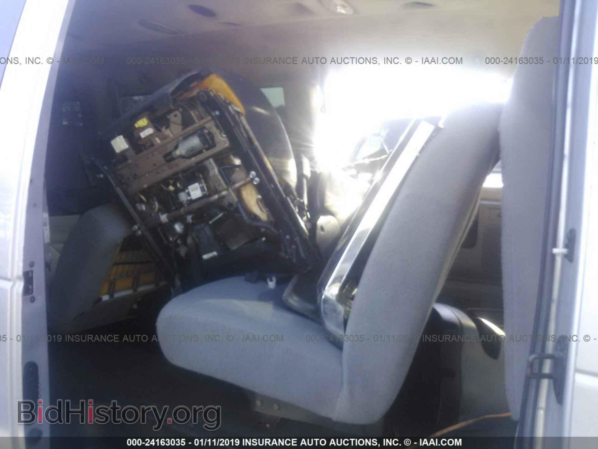 2008 FORD ECONOLINE - VIN: 1FBSS31L18DA16911 - Фото 8