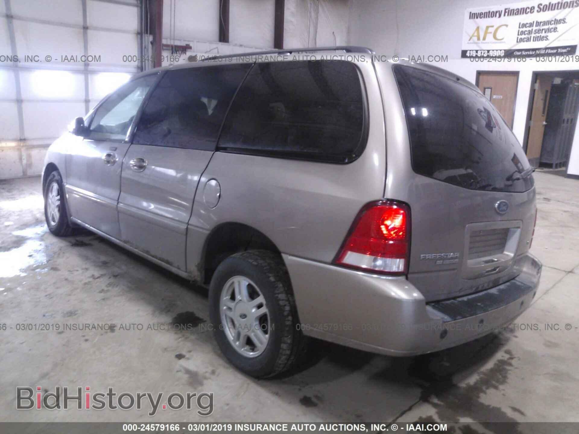 2005 FORD FREESTAR - VIN: 2FMZA52295BA38490 - Фото 3