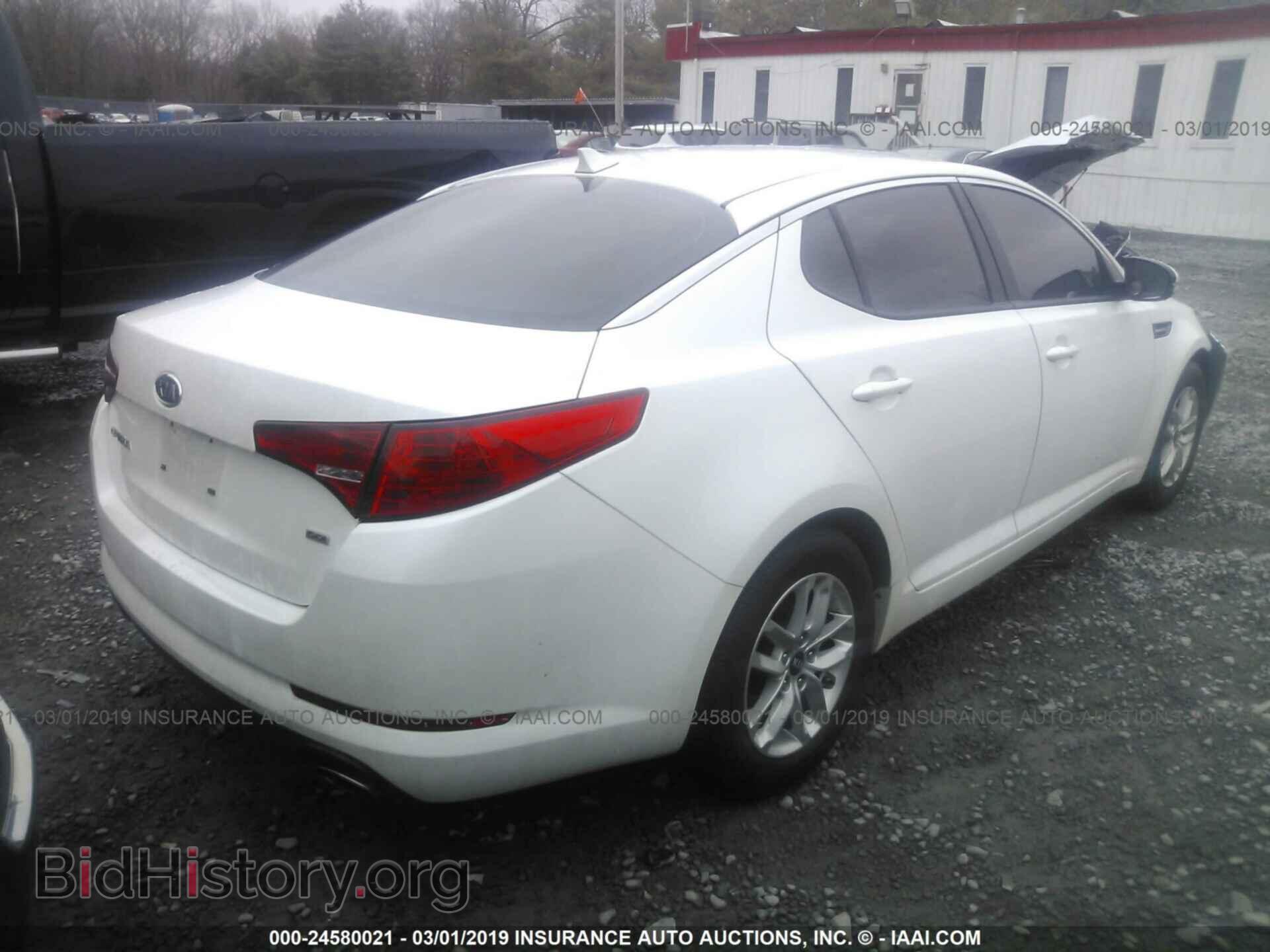 2011 KIA OPTIMA - VIN: KNAGM4A71B5153205 - Photo 4