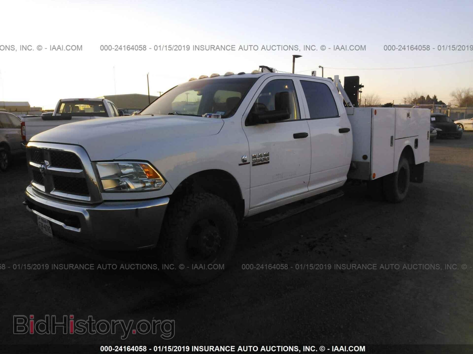 2015 RAM 3500 - VIN: 3C7WRTCL3FG592900 - Фото 2