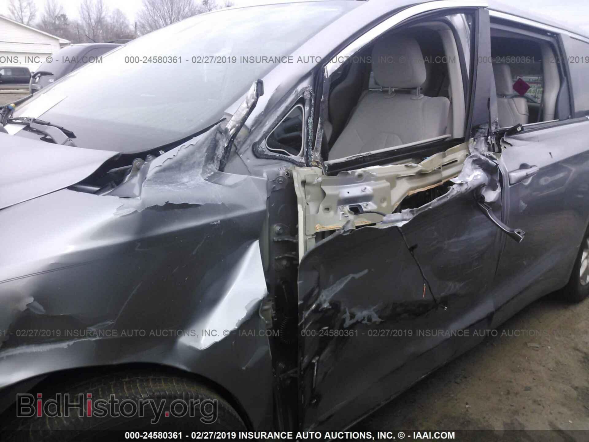 2017 CHRYSLER PACIFICA - VIN: 2C4RC1DG9HR501496 - Фото 6