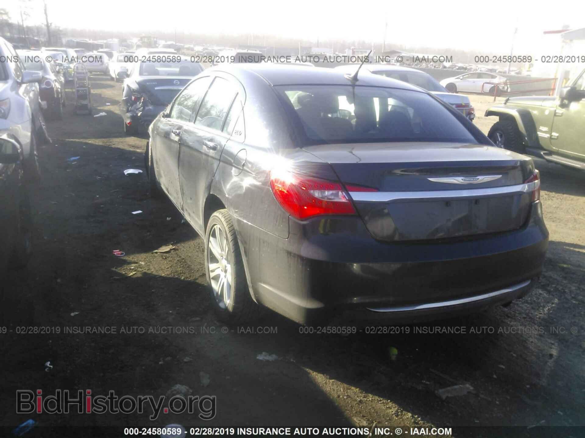 2013 CHRYSLER 200 - VIN: 1C3CCBAB2DN761836 - Фото 3