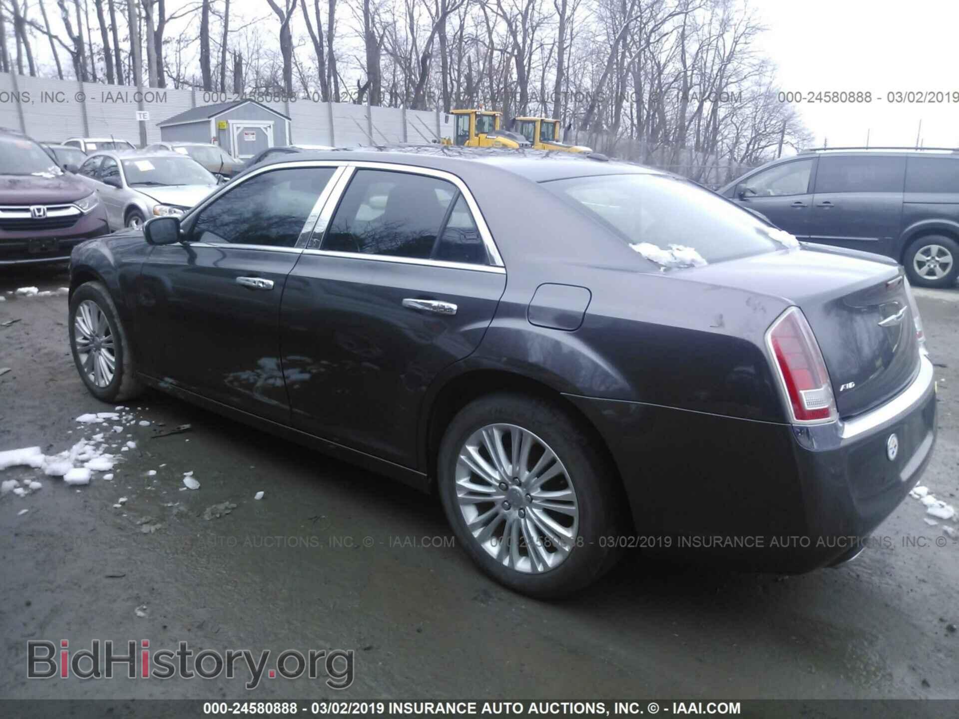 2014 CHRYSLER 300 - VIN: 2C3CCARG3EH243979 - Фото 3