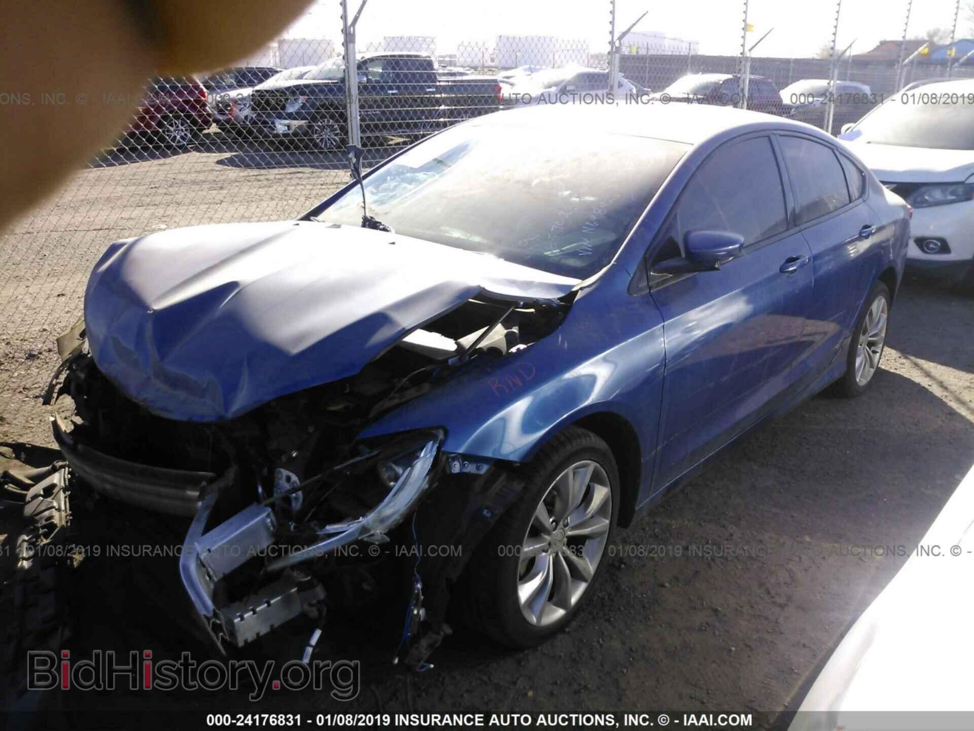2015 CHRYSLER 200 - VIN: 1C3CCCBB3FN698429 - Photo 2