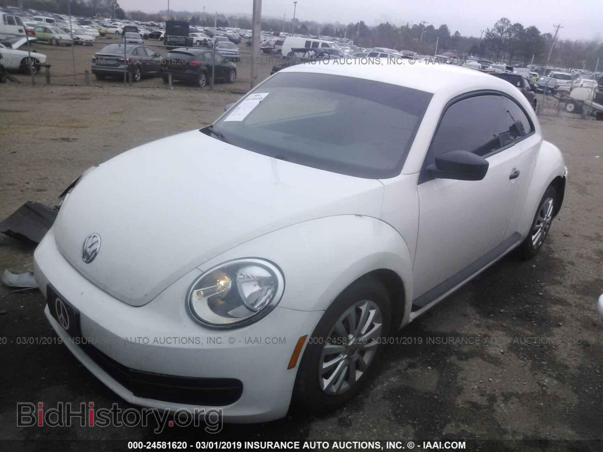 2012 VOLKSWAGEN BEETLE - VIN: 3VWFP7ATXCM616326 - Фото 2