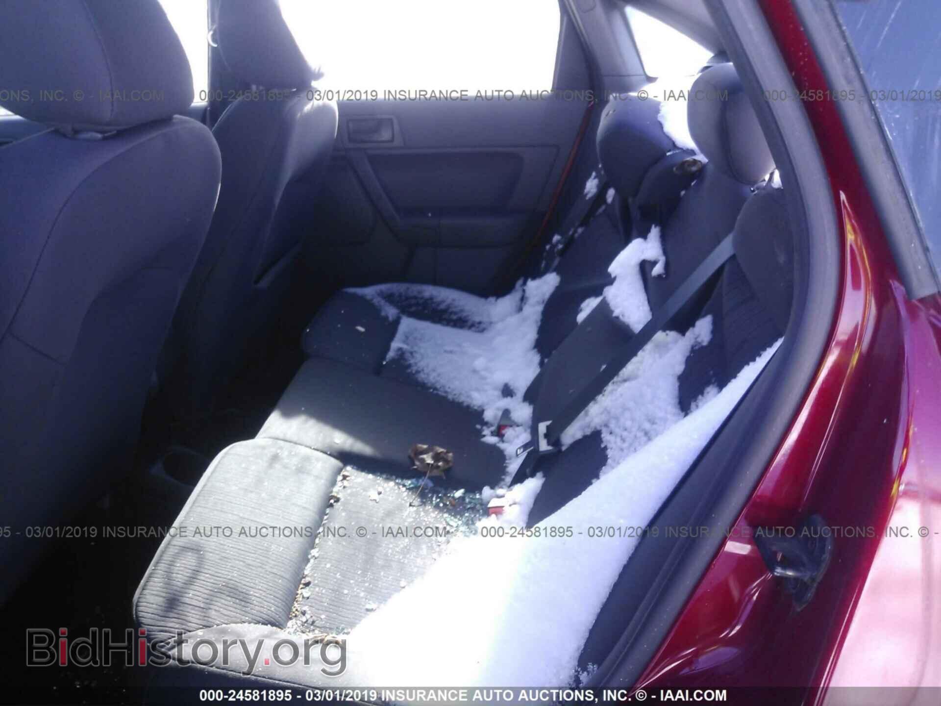 2011 FORD FOCUS - VIN: 1FAHP3FN0BW161439 - Photo 8
