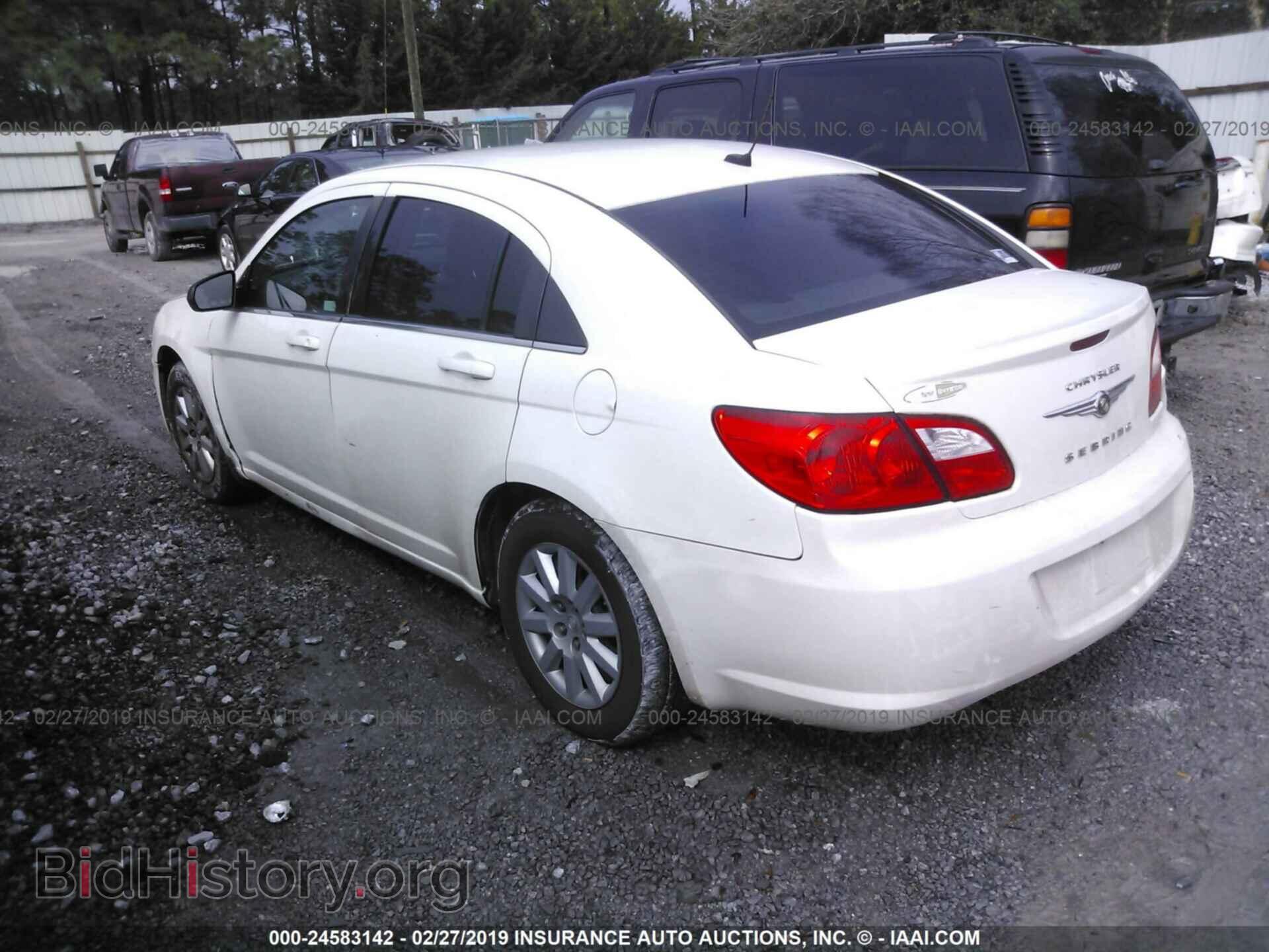 2010 CHRYSLER SEBRING - VIN: 1C3CC4FB5AN138131 - Photo 3