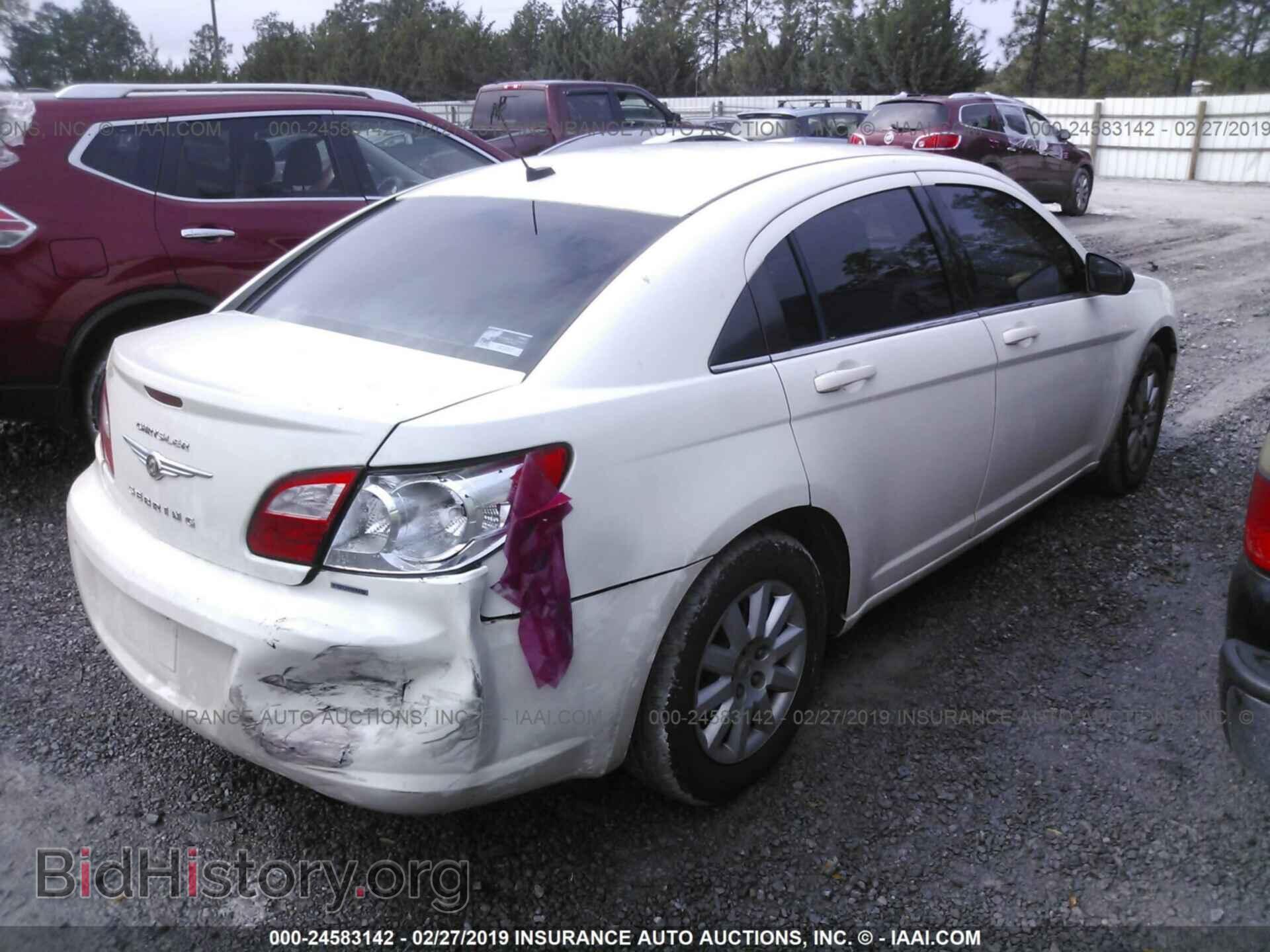 2010 CHRYSLER SEBRING - VIN: 1C3CC4FB5AN138131 - Photo 4