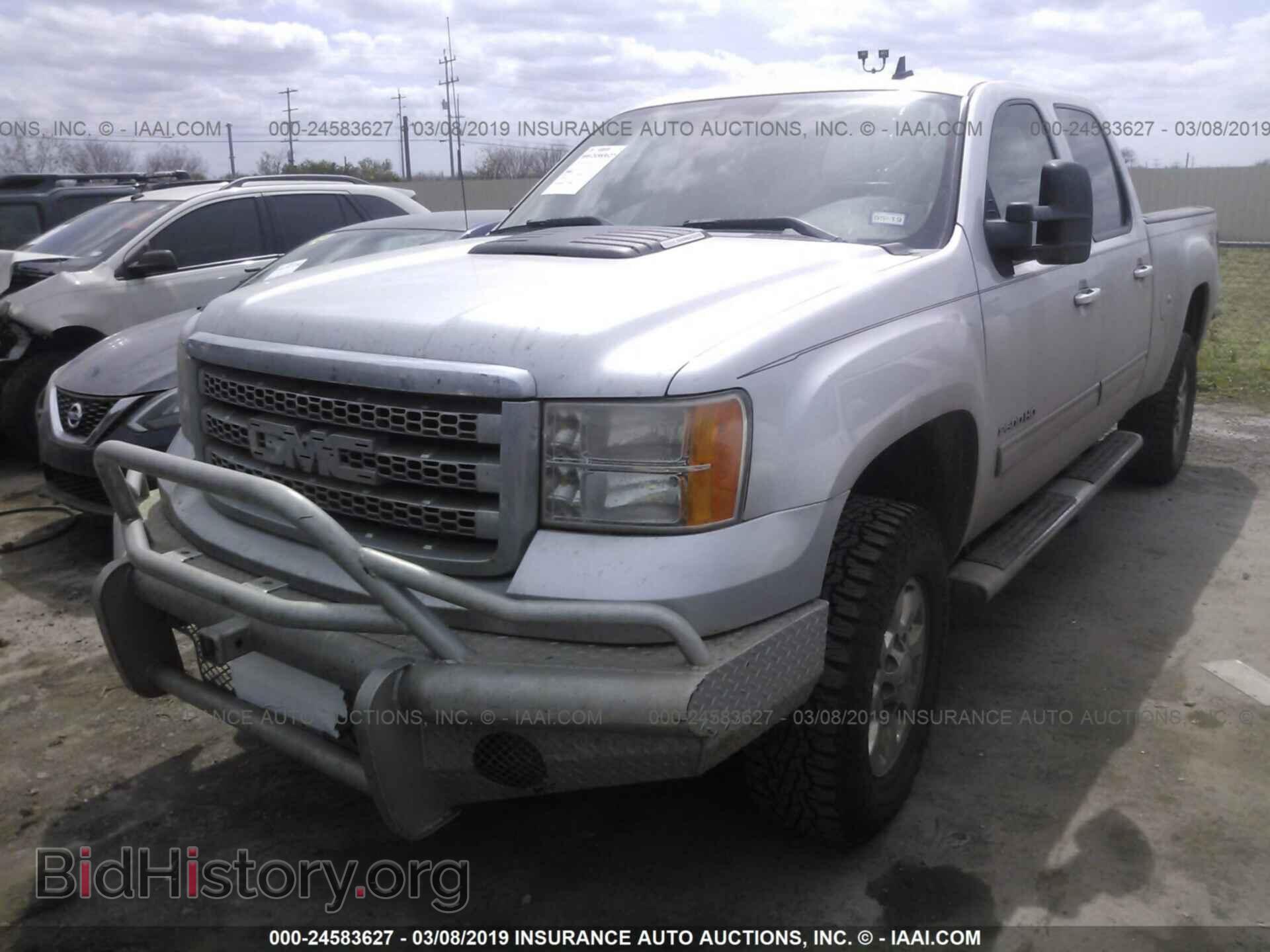 2012 GMC SIERRA - VIN: 1GT121E89CF139077 - Фото 2