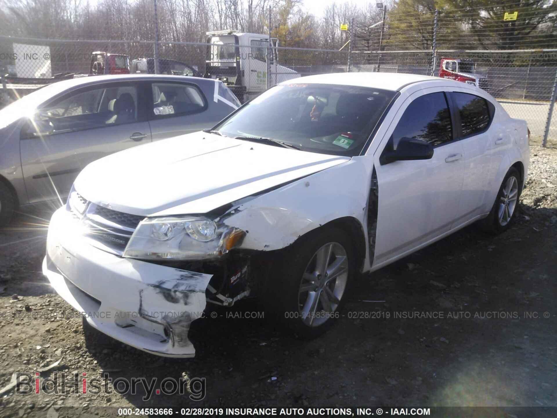 2011 DODGE AVENGER - VIN: 1B3BD4FB5BN518660 - Фото 2