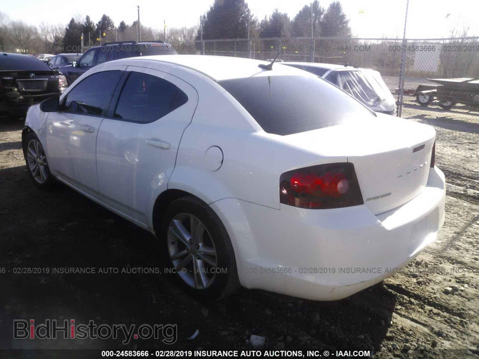 2011 DODGE AVENGER - VIN: 1B3BD4FB5BN518660 - Фото 3