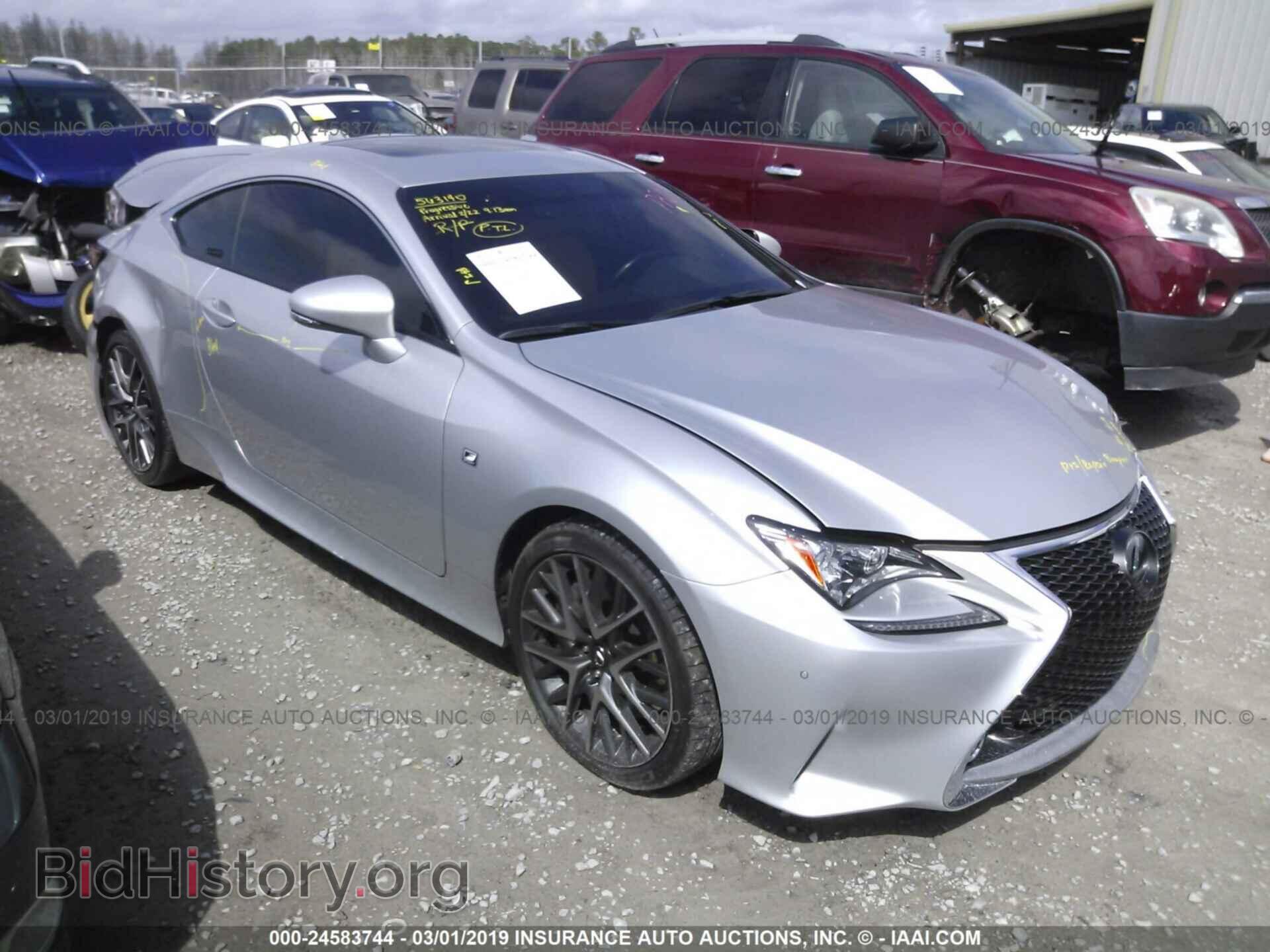 Photo JTHHE5BC3H5015033 - LEXUS RC 2017