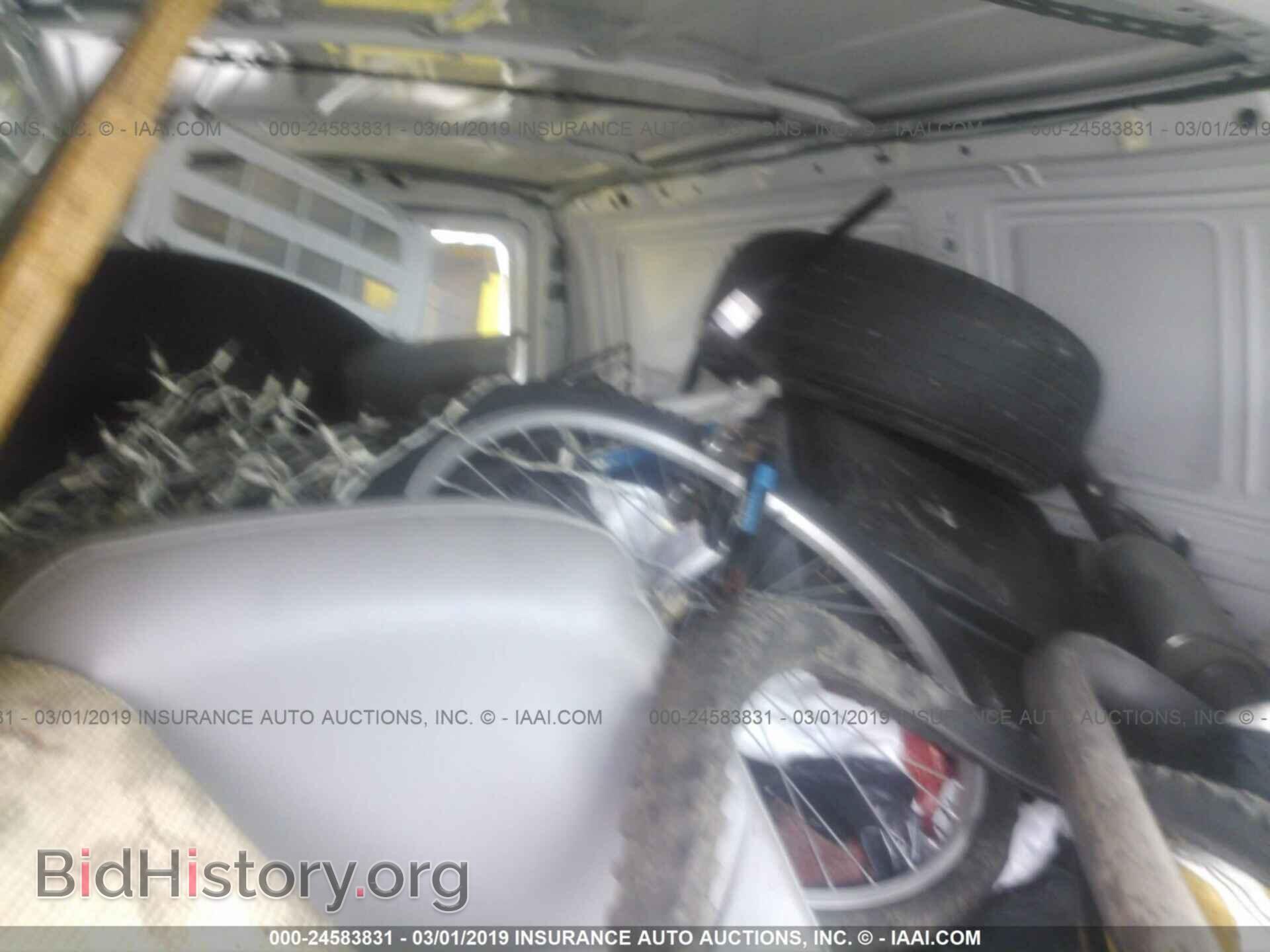 2000 FORD ECONOLINE - VIN: 1FTNE24L8YHA02728 - Фото 8
