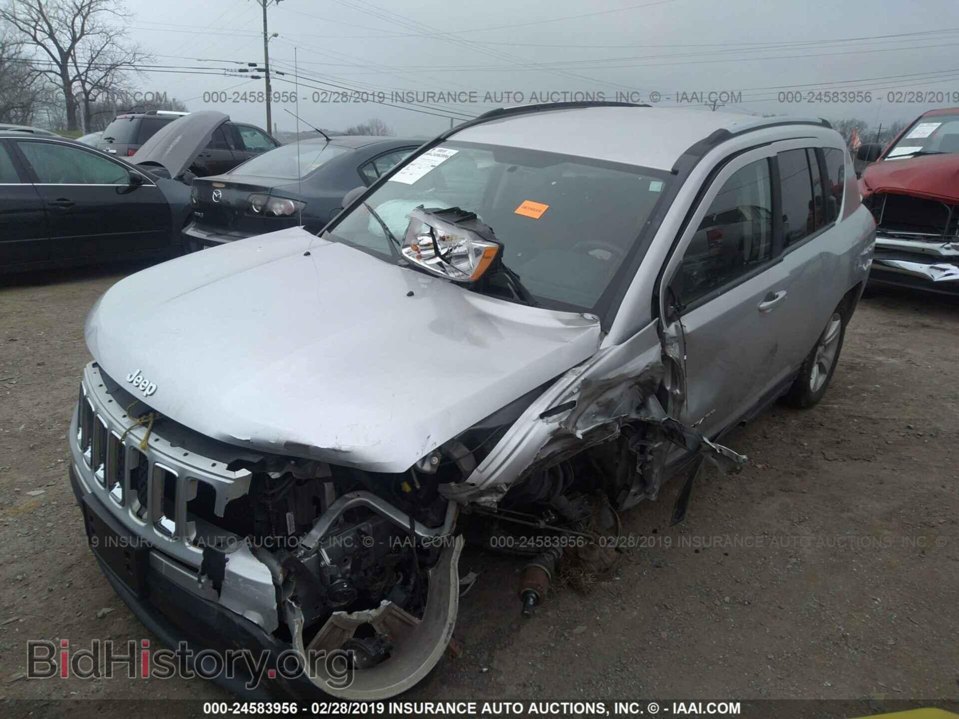 2012 JEEP COMPASS - VIN: 1C4NJDBB8CD562444 - Фото 2