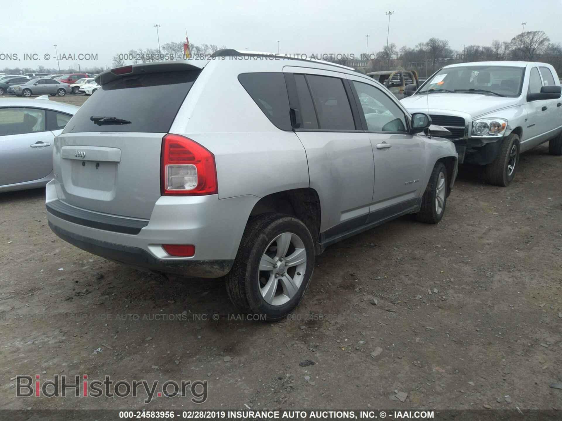 2012 JEEP COMPASS - VIN: 1C4NJDBB8CD562444 - Фото 4