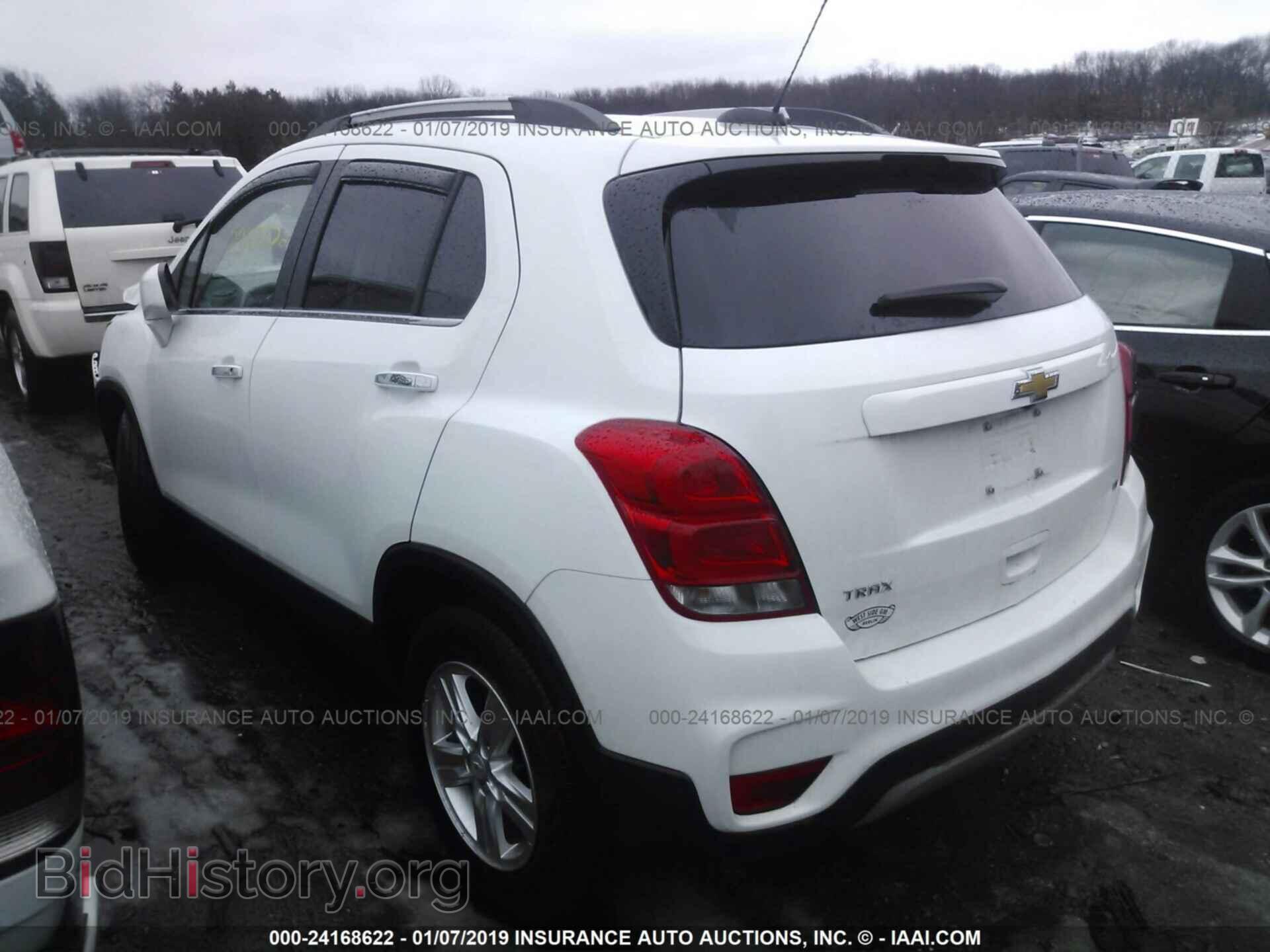 2018 Chevrolet Trax - VIN: KL7CJLSB7JB556609 - Фото 3