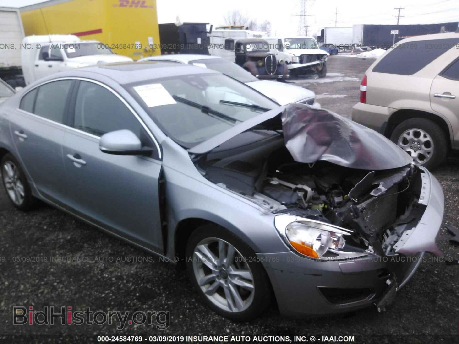 Photo YV1612FS6D2176230 - VOLVO S60 2013