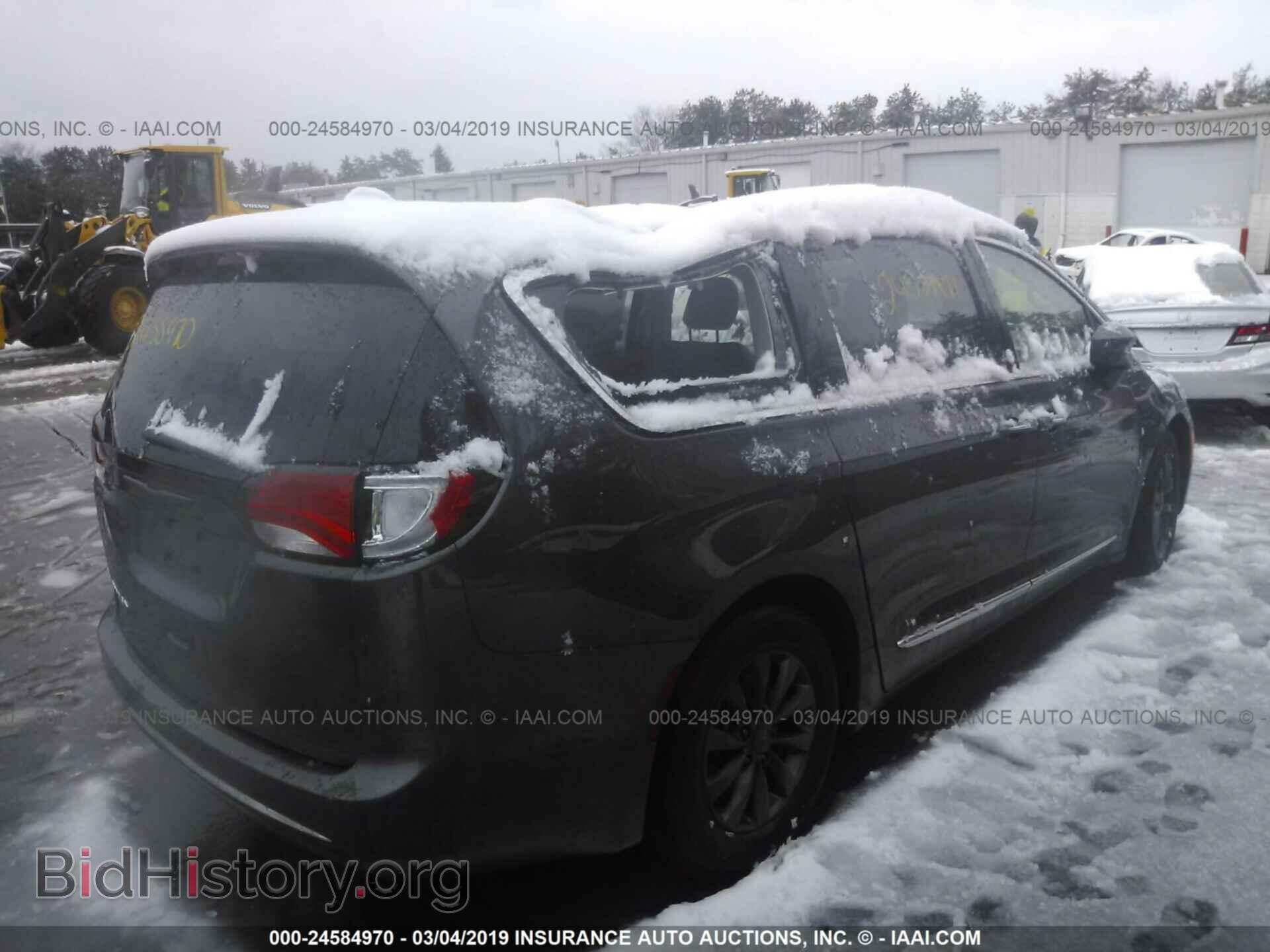 2017 CHRYSLER PACIFICA - VIN: 2C4RC1BG7HR744937 - Photo 4