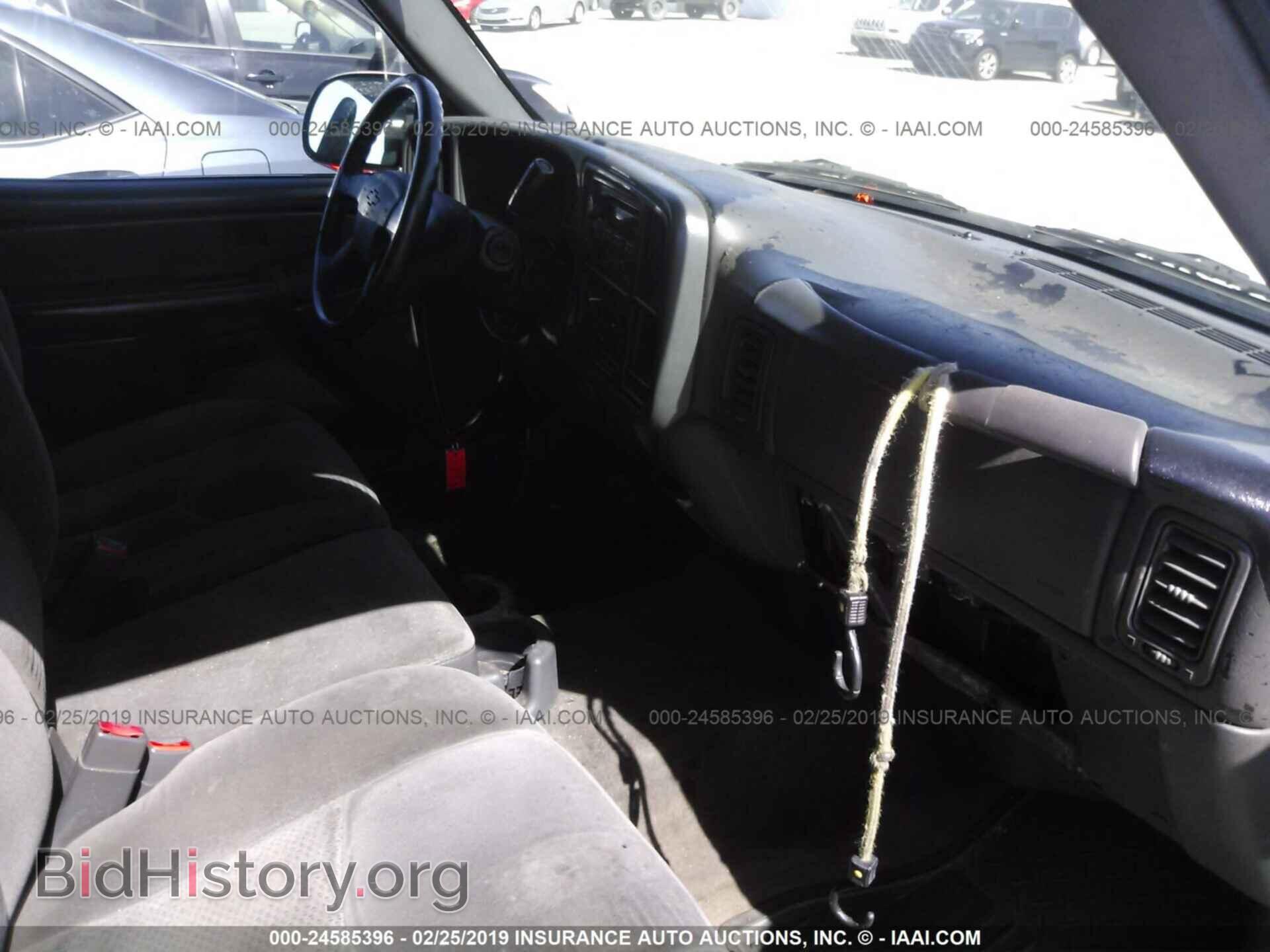 2005 CHEVROLET SILVERADO - VIN: 2GCEC19V951174310 - Photo 5