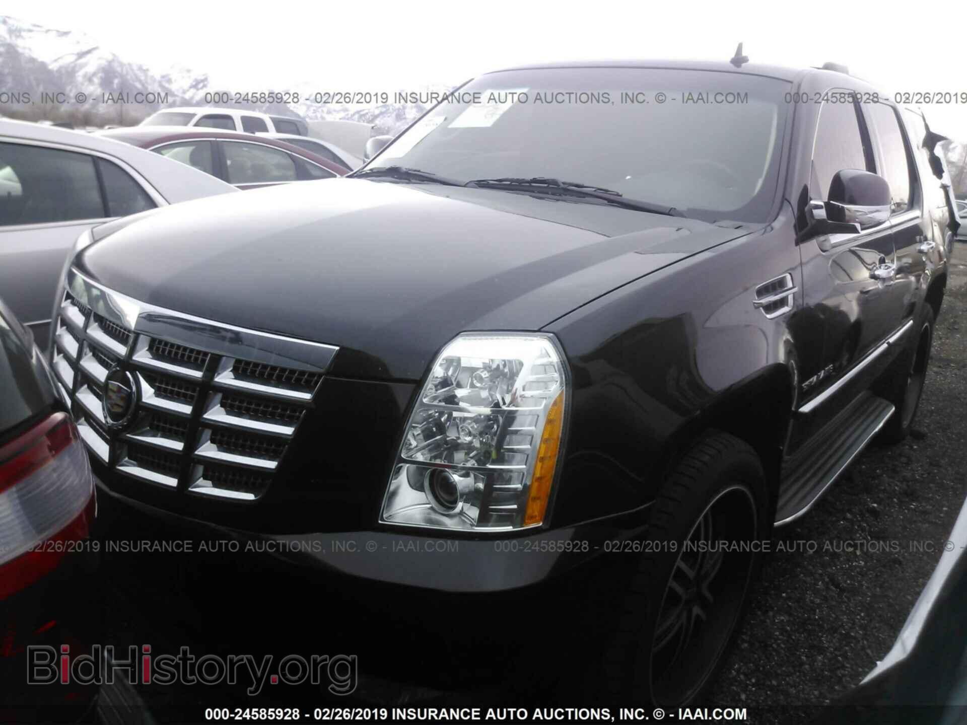 2011 CADILLAC ESCALADE - VIN: 1GYS4BEF2BR264738 - Фото 2