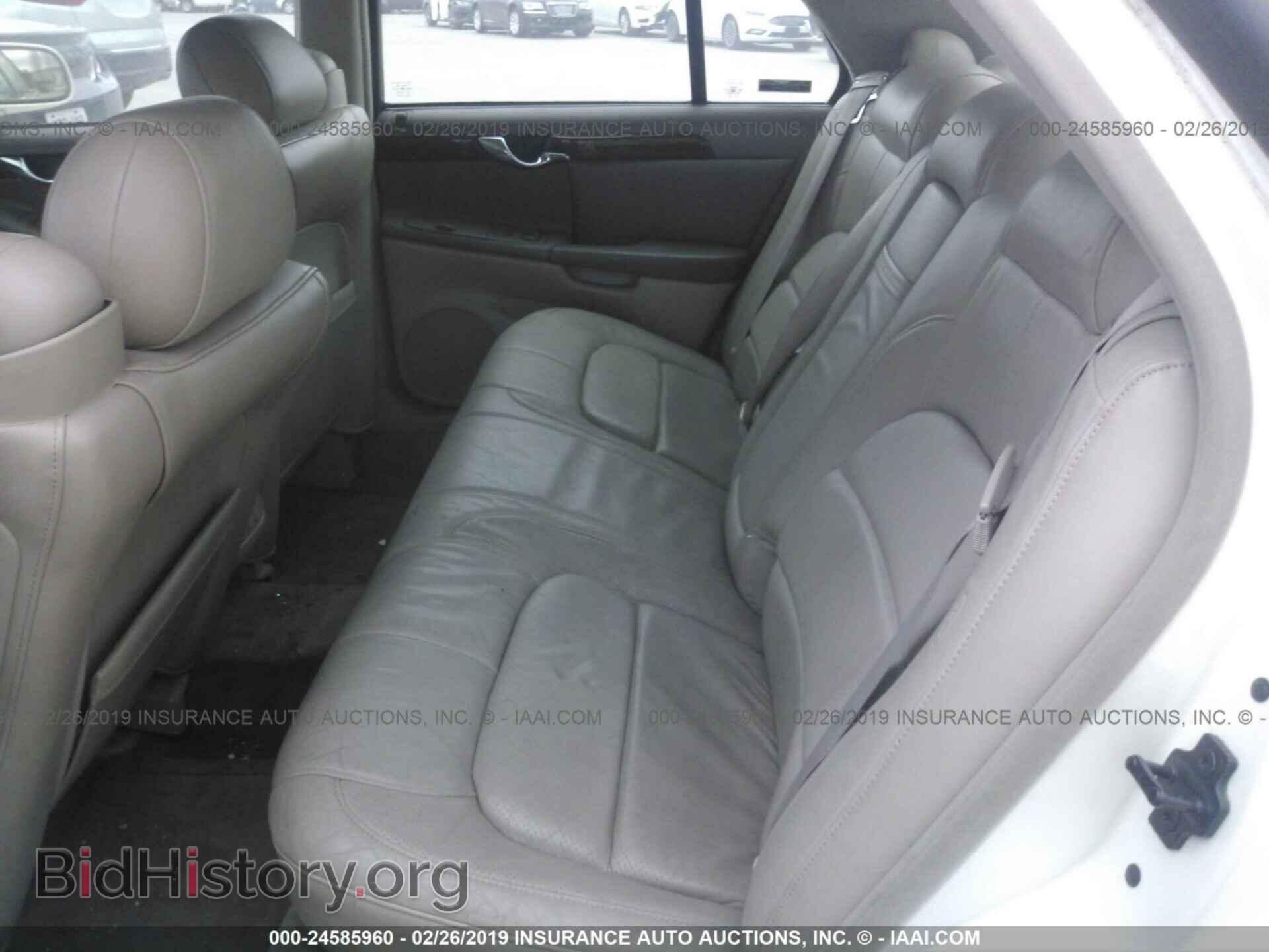 2000 CADILLAC DEVILLE - VIN: 1G6KF5797YU252523 - Photo 8