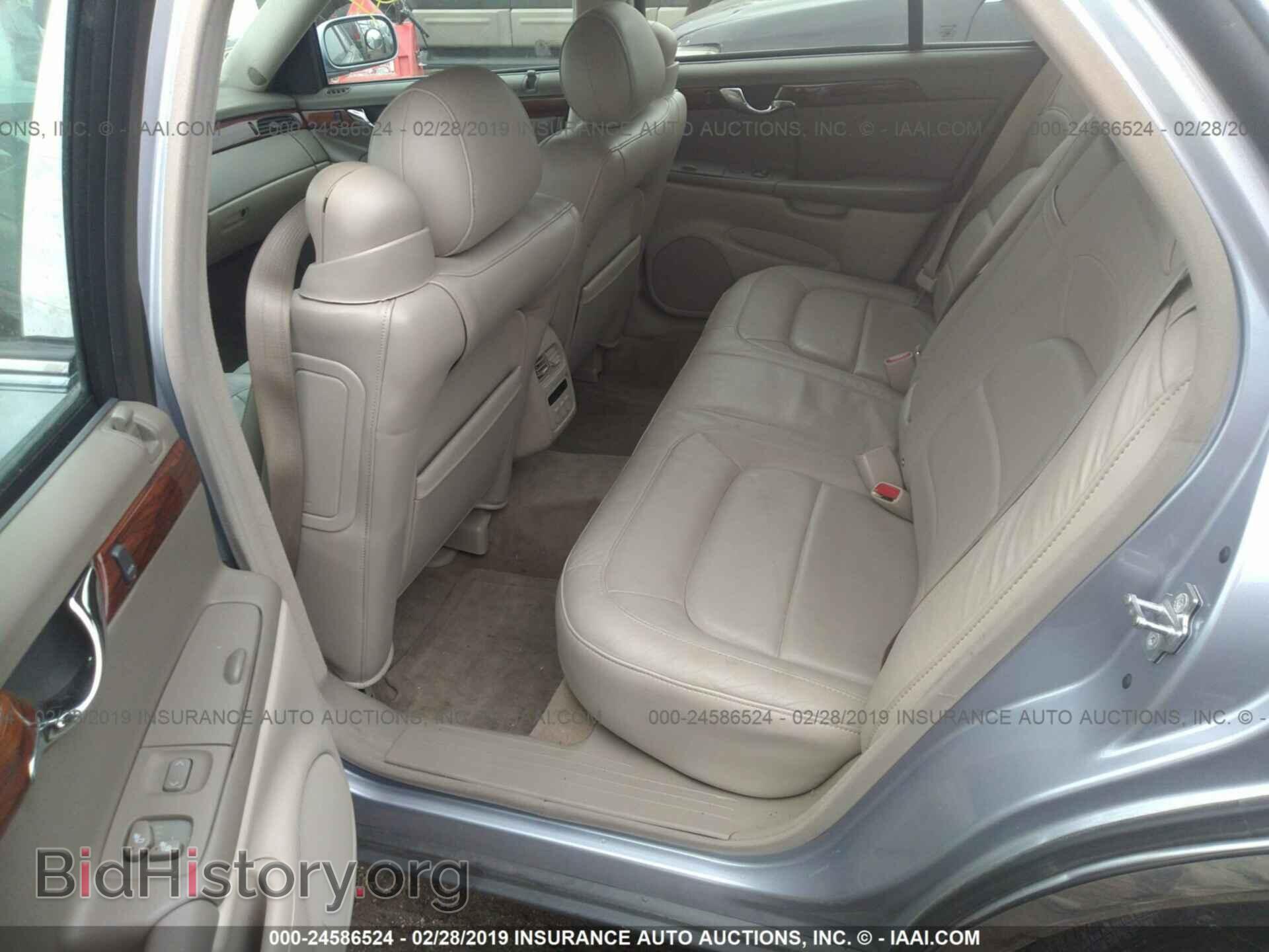 2004 CADILLAC DEVILLE - VIN: 1G6KD54YX4U224677 - Photo 8