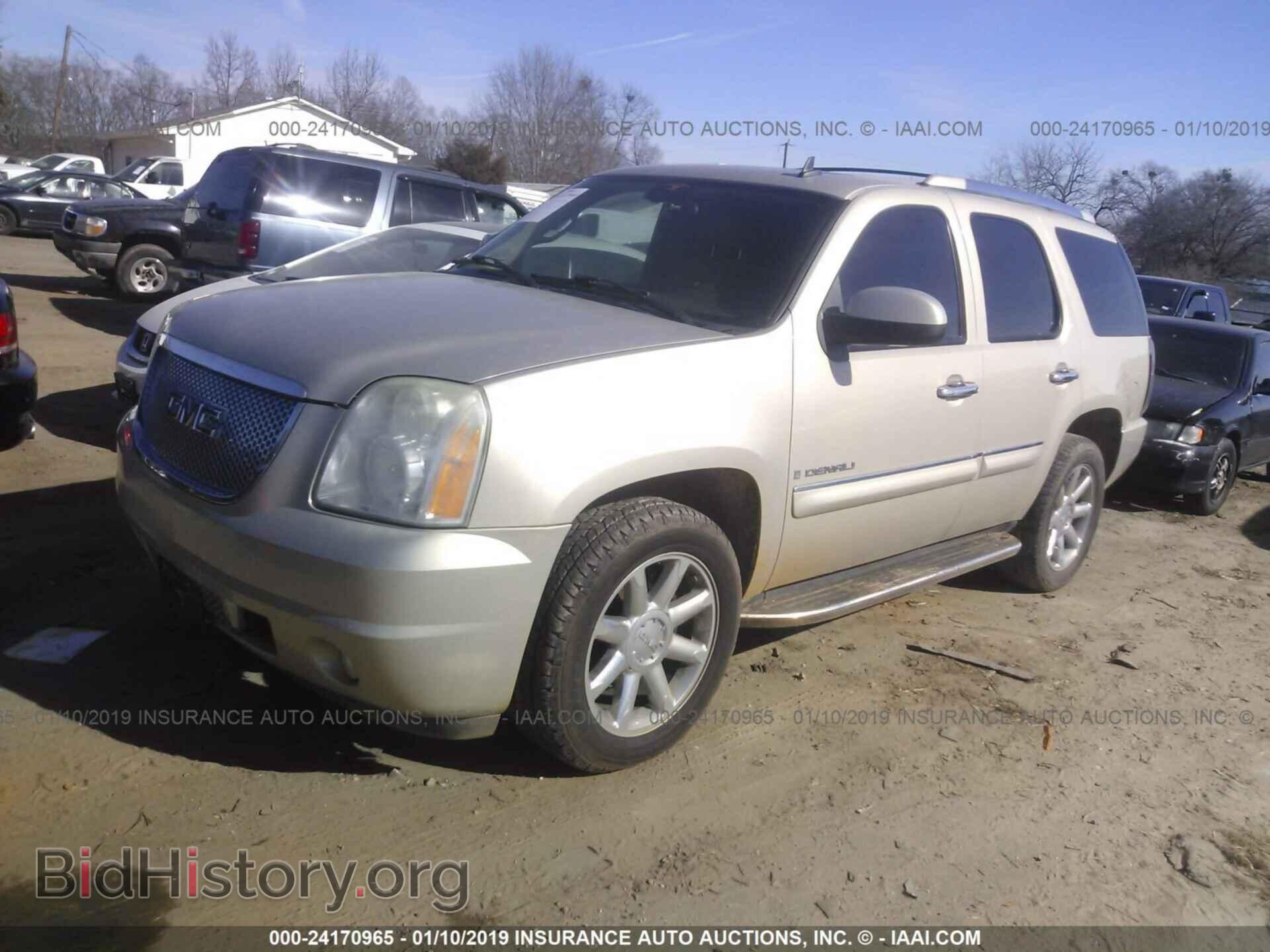2008 GMC YUKON - VIN: 1GKFK63848J128387 - Фото 2