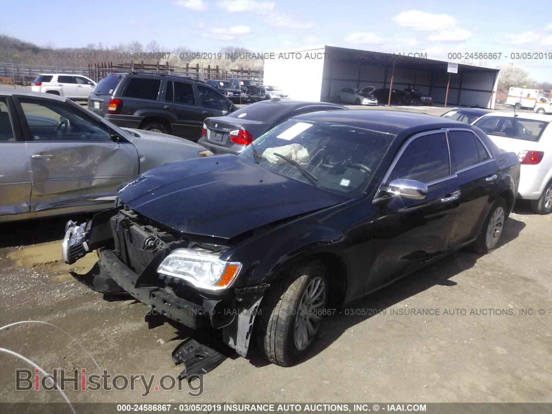 2014 CHRYSLER 300 - VIN: 2C3CCAAG5EH322646 - Фото 2