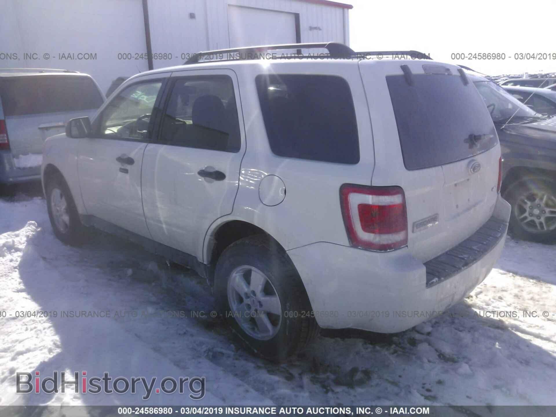 2009 FORD ESCAPE - VIN: 1FMCU93G09KB54400 - Фото 3