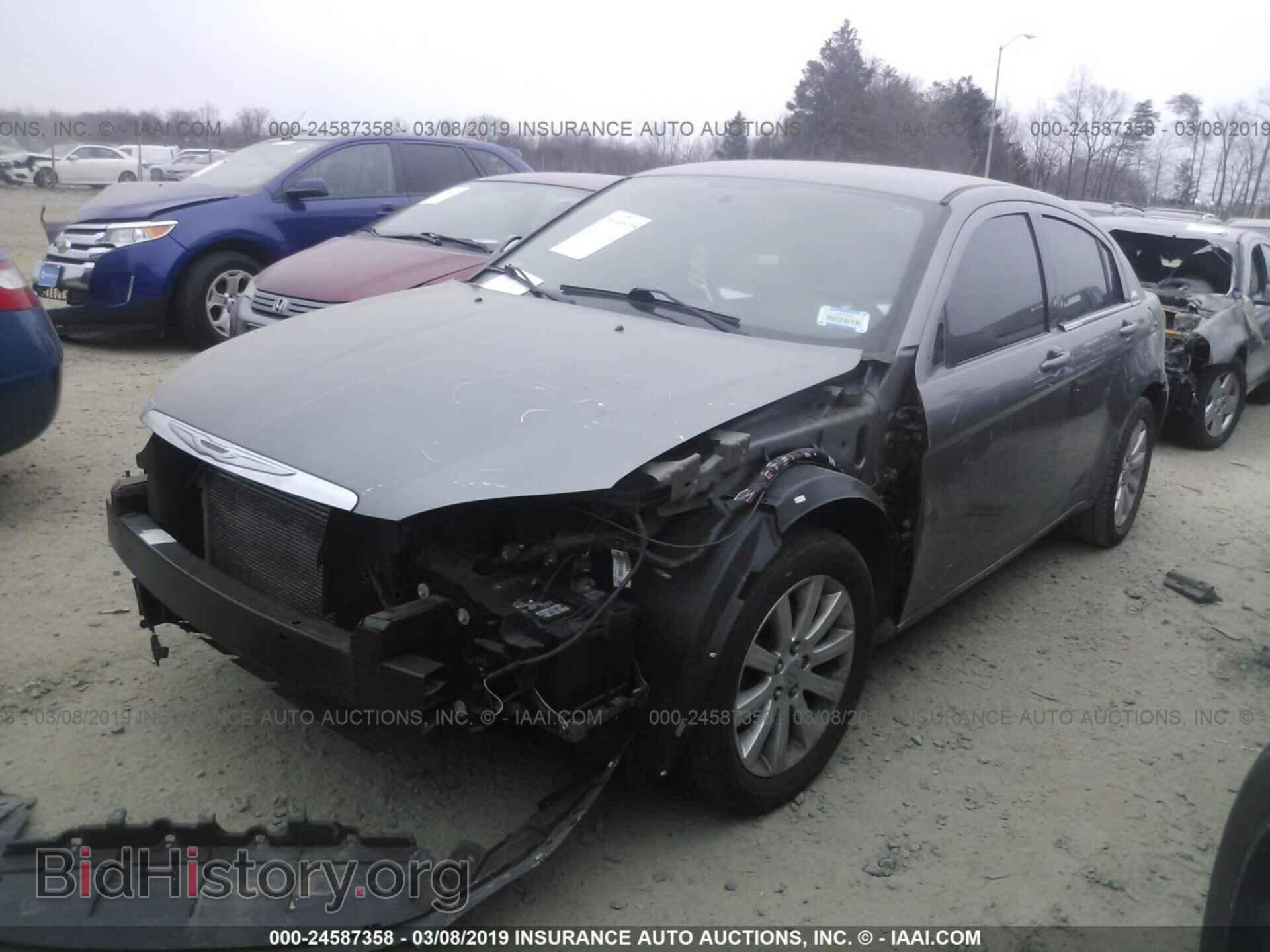 2013 CHRYSLER 200 - VIN: 1C3CCBBB9DN765137 - Photo 2