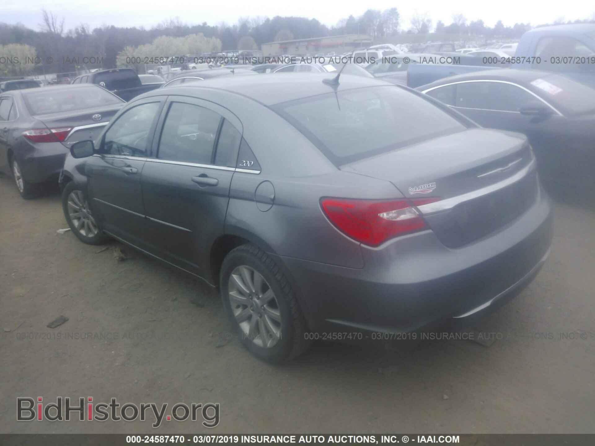 2012 CHRYSLER 200 - VIN: 1C3CCBBB8CN152005 - Фото 3
