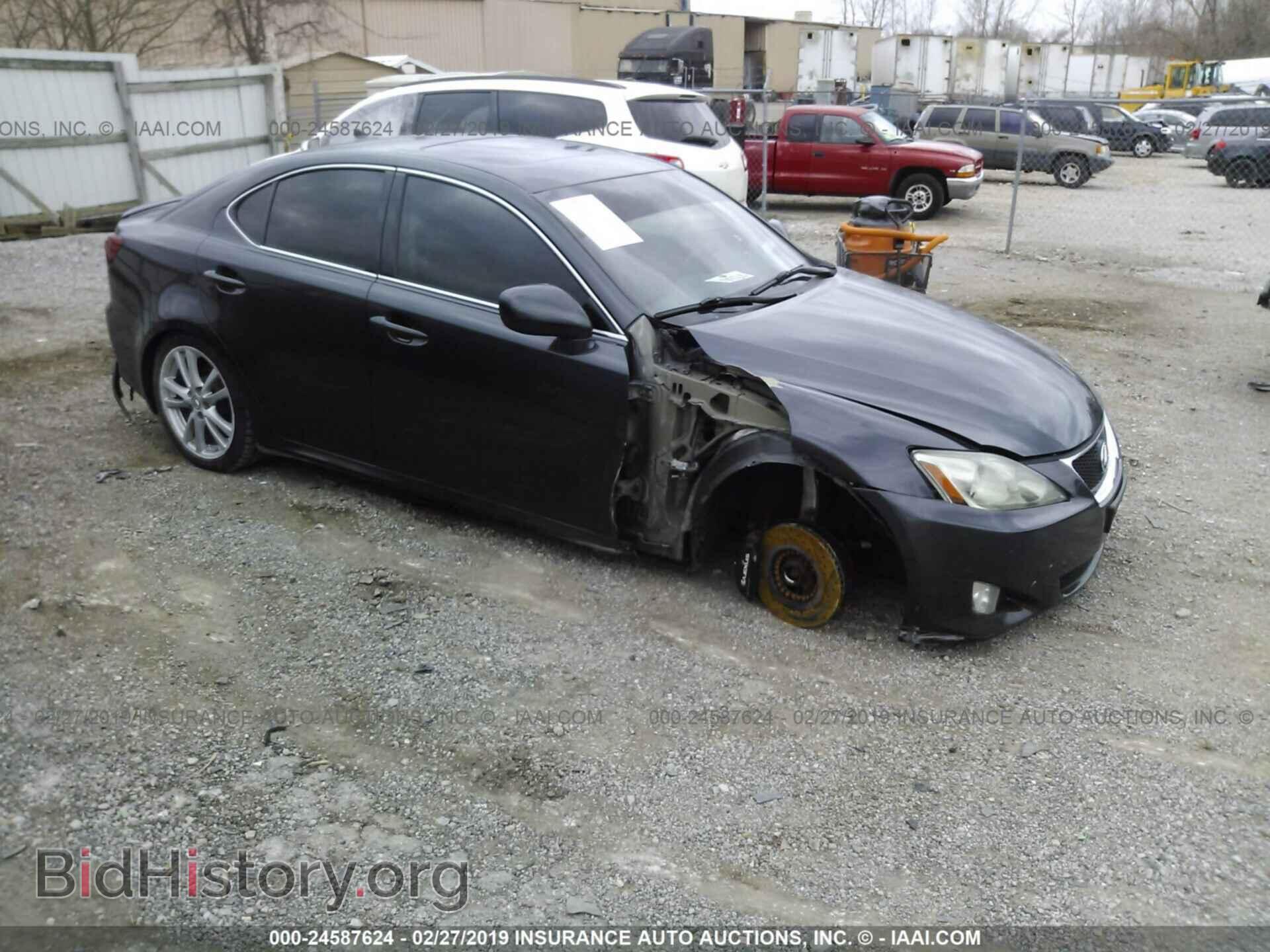 Photo JTHBE262772010729 - LEXUS IS 2007