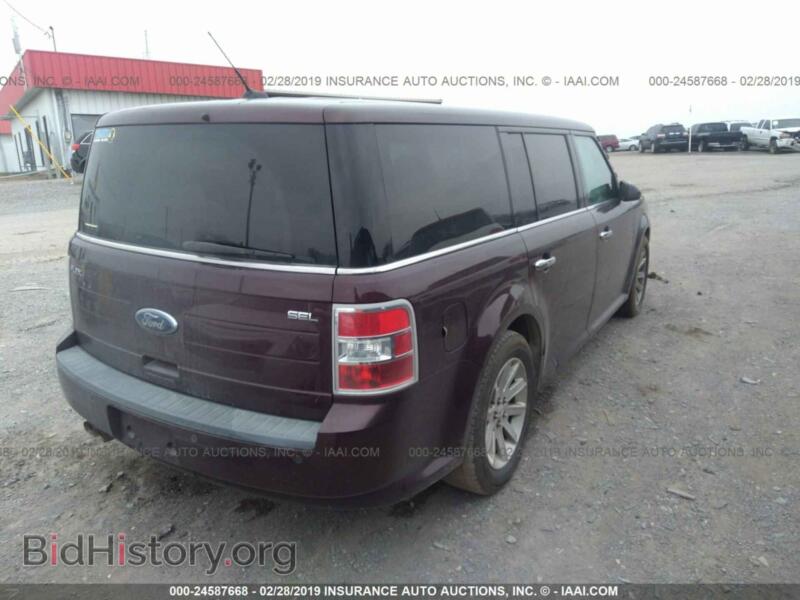 2011 Ford FLEX (VIN 2FMGK5CC2BBD29842) — фото 4 из 10