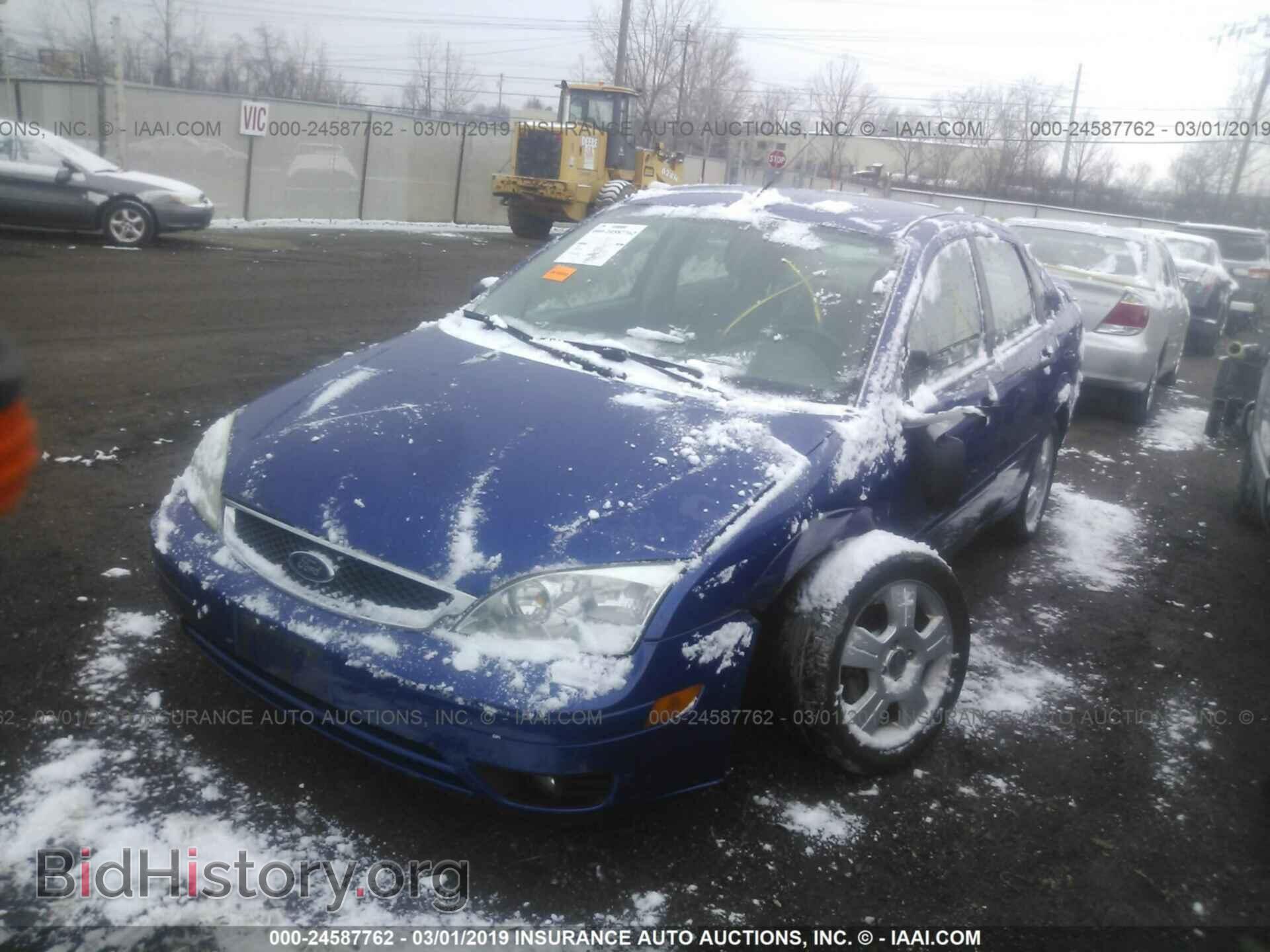 2005 FORD FOCUS - VIN: 1FAFP34N85W122547 - Фото 2