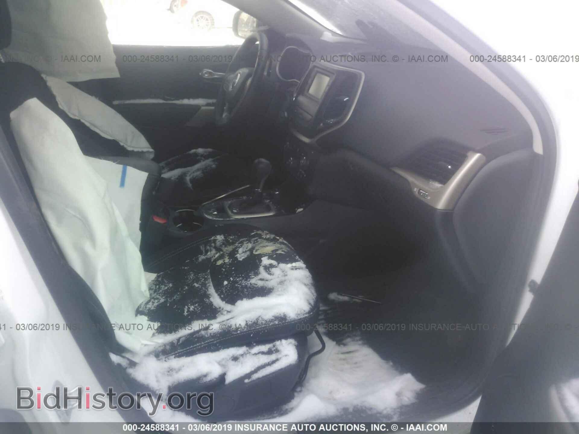 2017 JEEP CHEROKEE - VIN: 1C4PJMCB1HW621580 - Фото 5