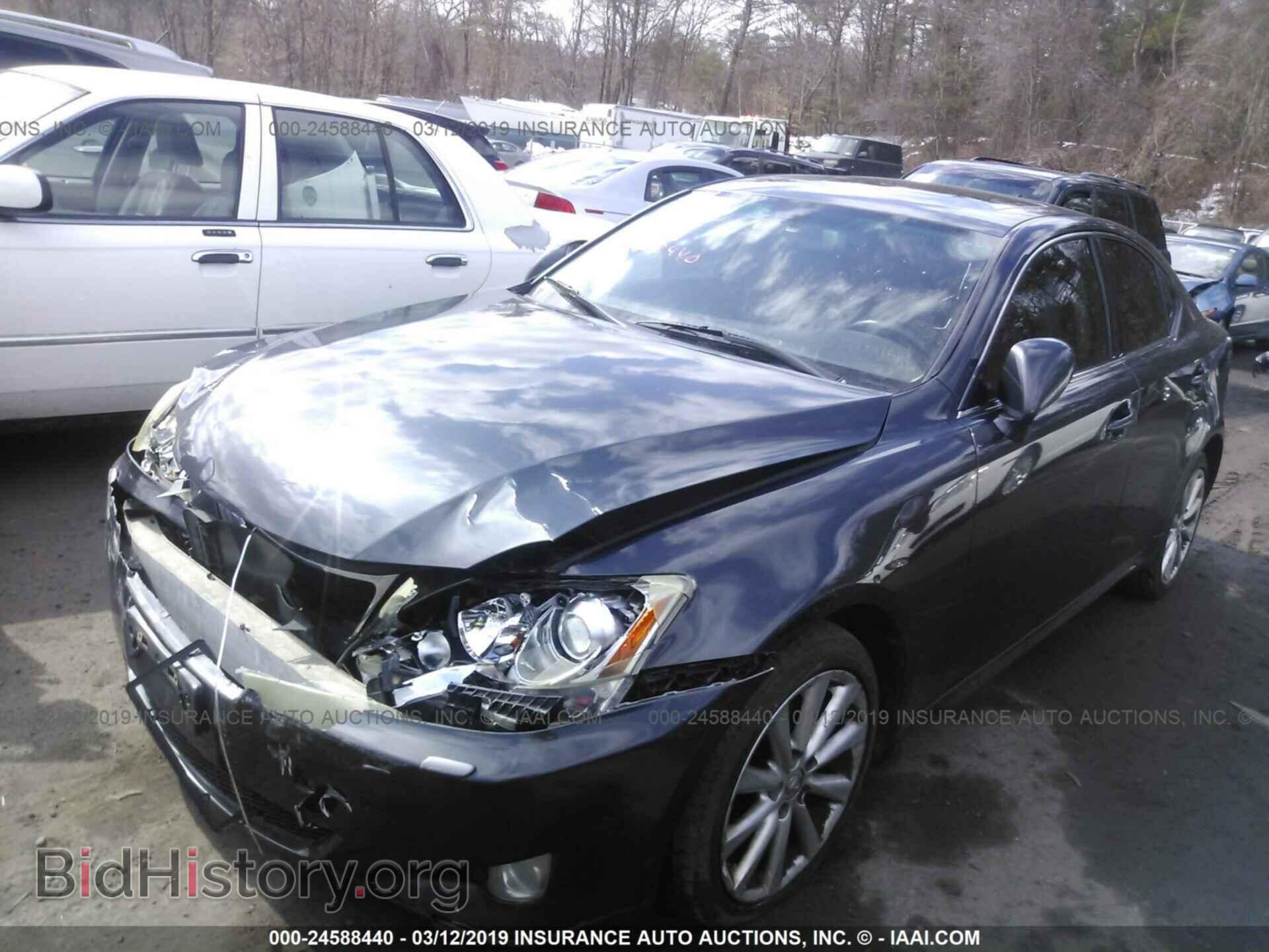 2008 LEXUS IS - VIN: JTHCK262182020560 - Фото 2