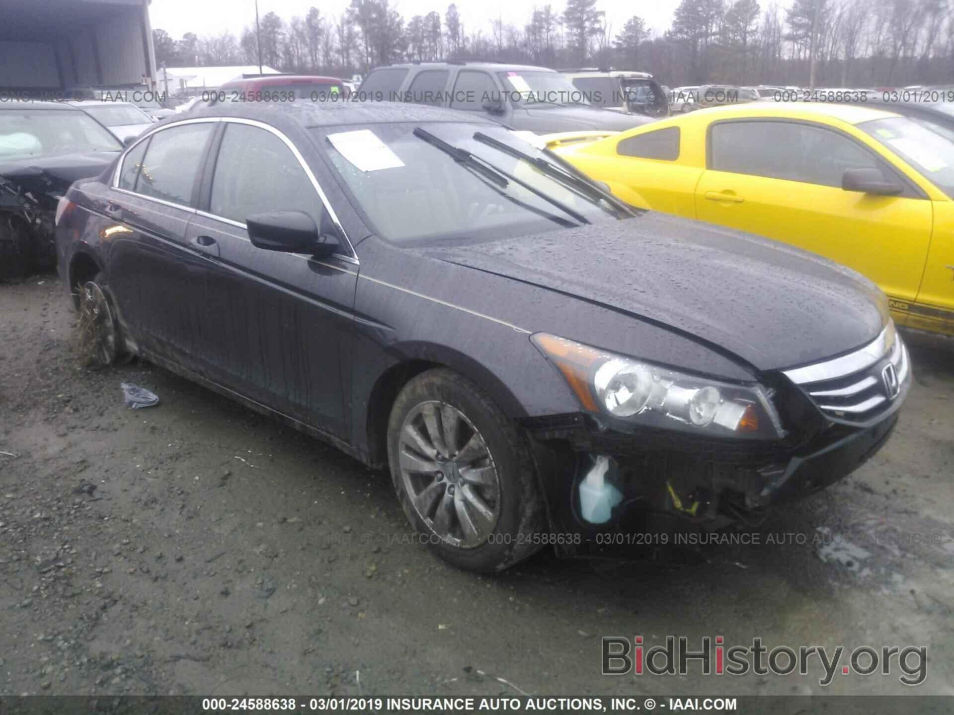 Photo 1HGCP2F71CA125002 - HONDA ACCORD 2012