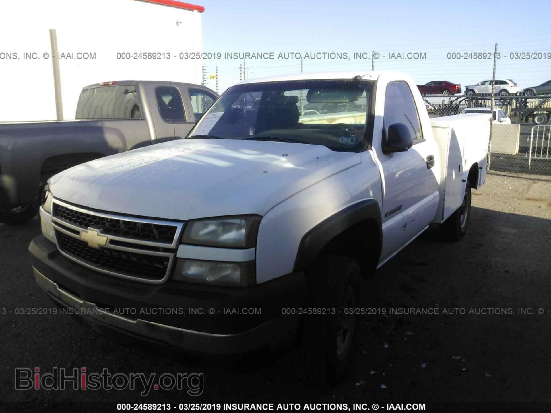 2006 CHEVROLET SILVERADO - VIN: 1GCHC24U96E230179 - Фото 2
