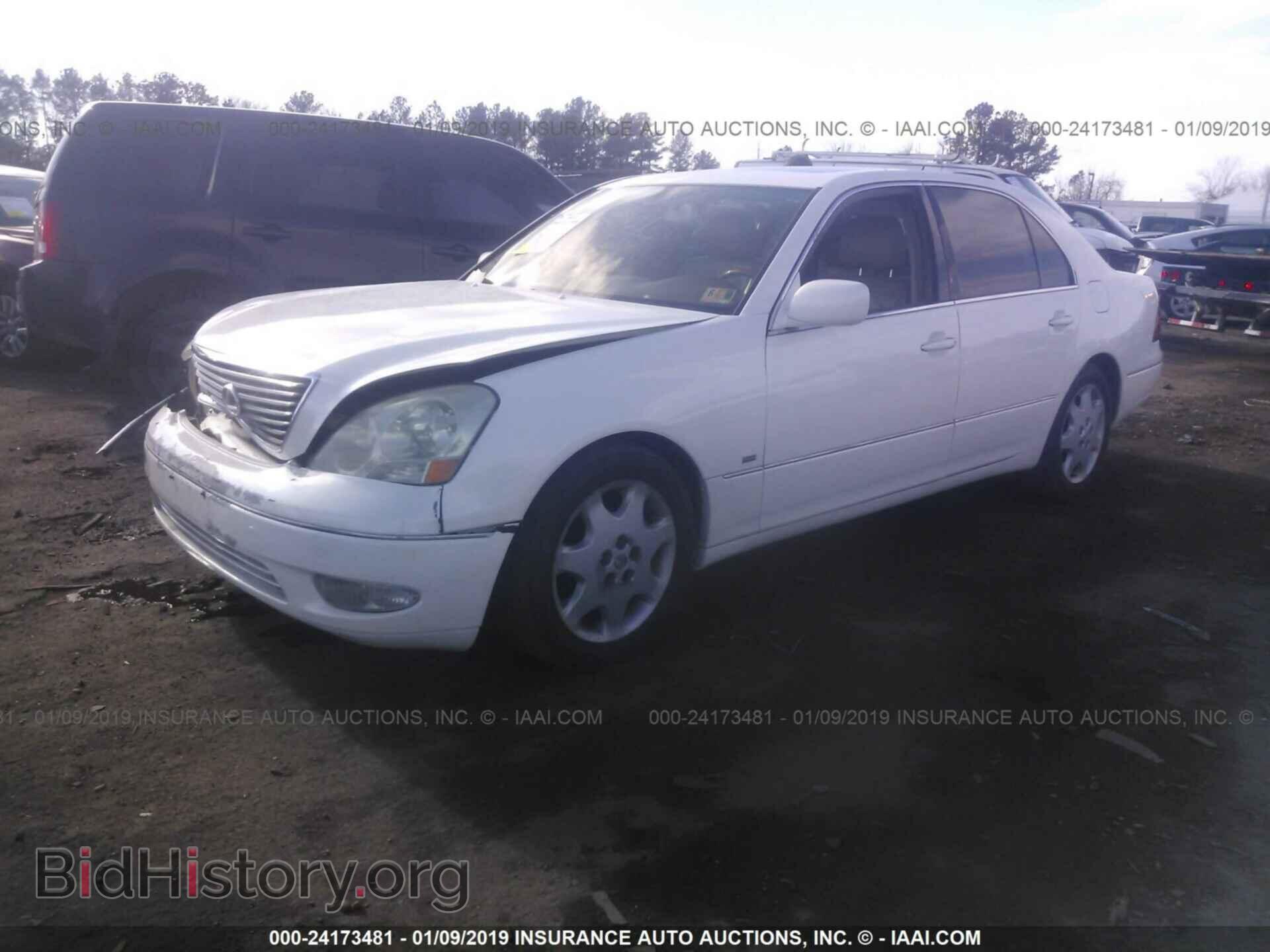 2002 LEXUS LS - VIN: JTHBN30F520073270 - Photo 2