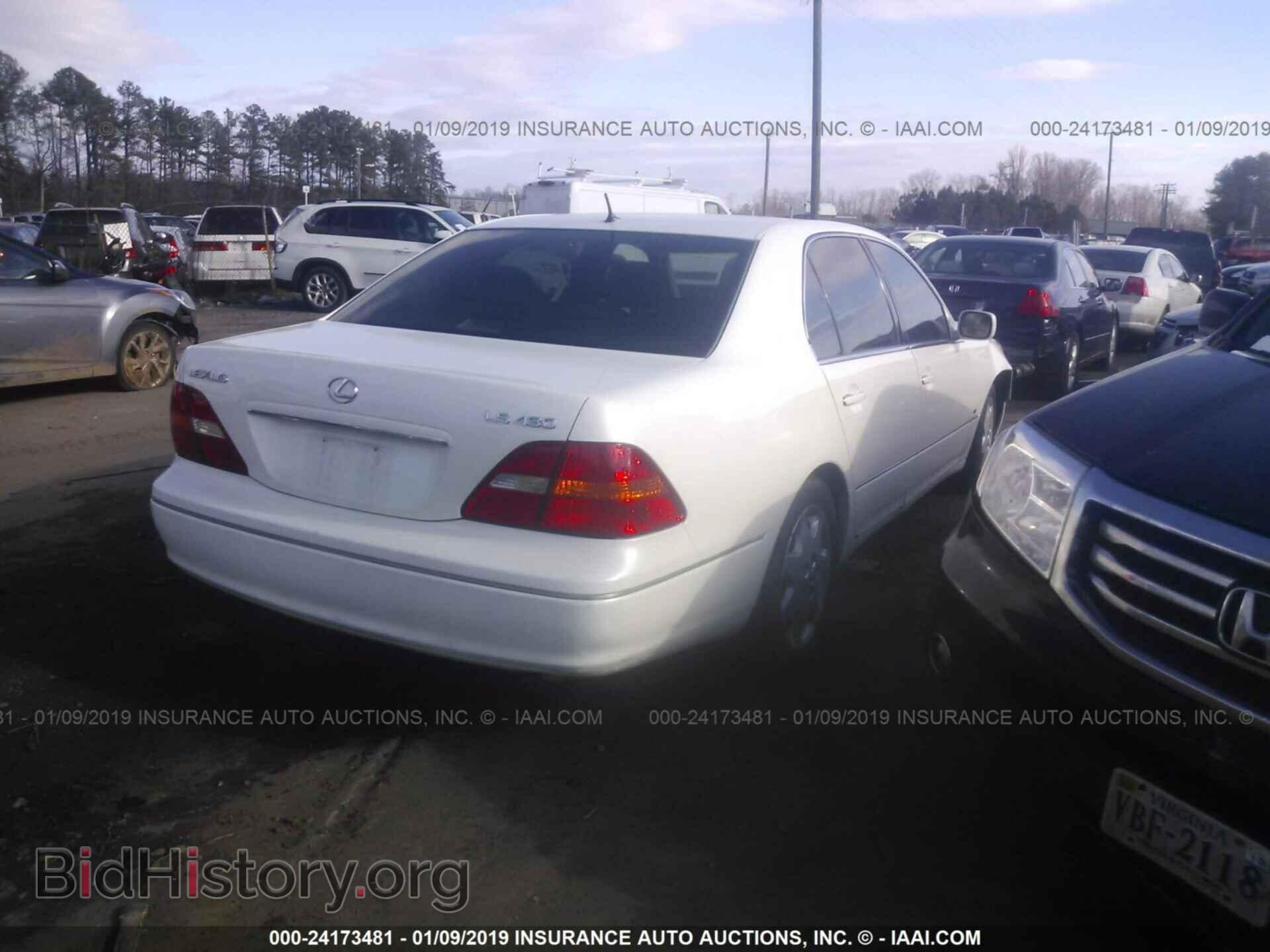 2002 LEXUS LS - VIN: JTHBN30F520073270 - Photo 4